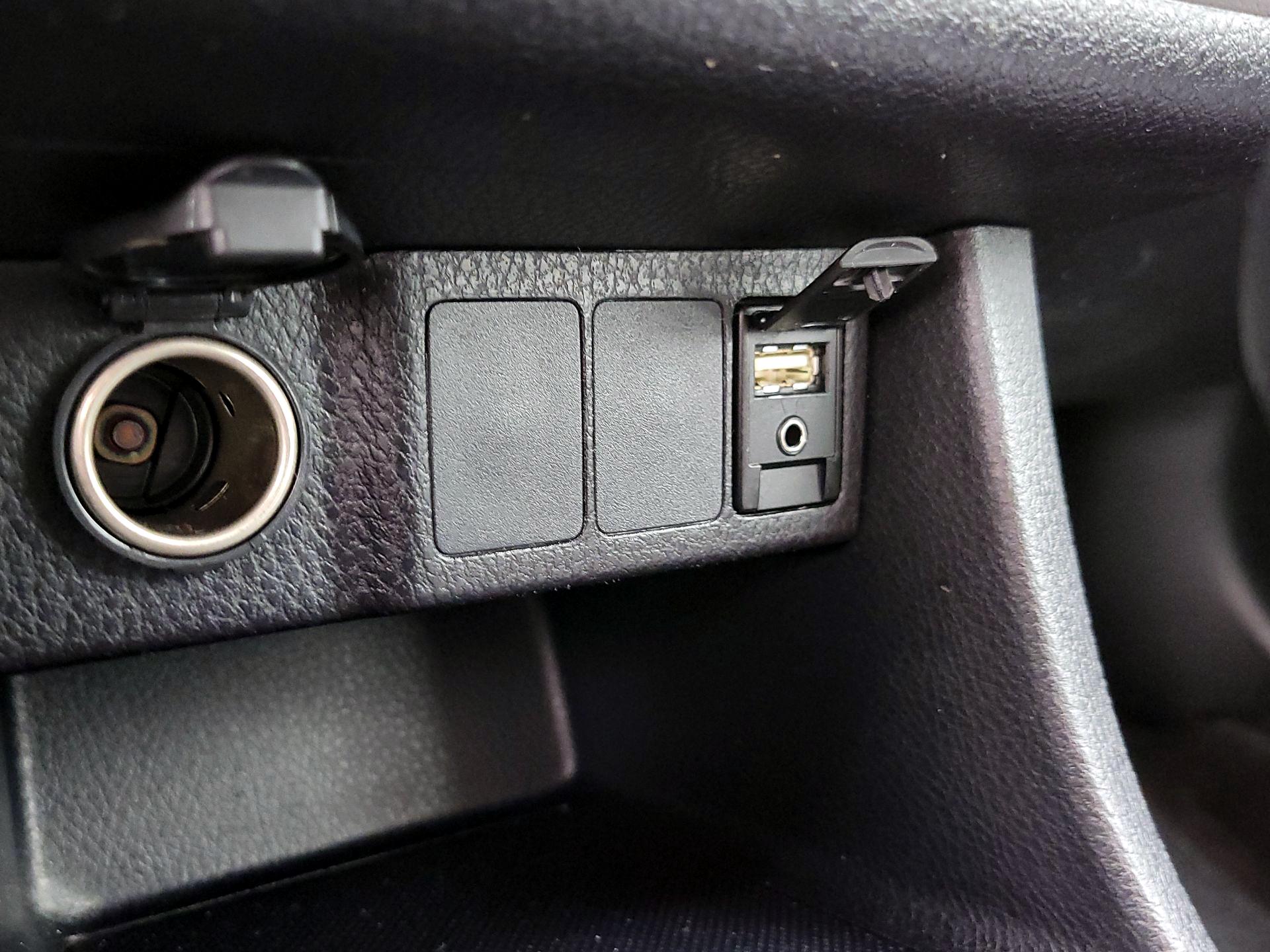 Thumbnail: 2019 Toyota Corolla - 18