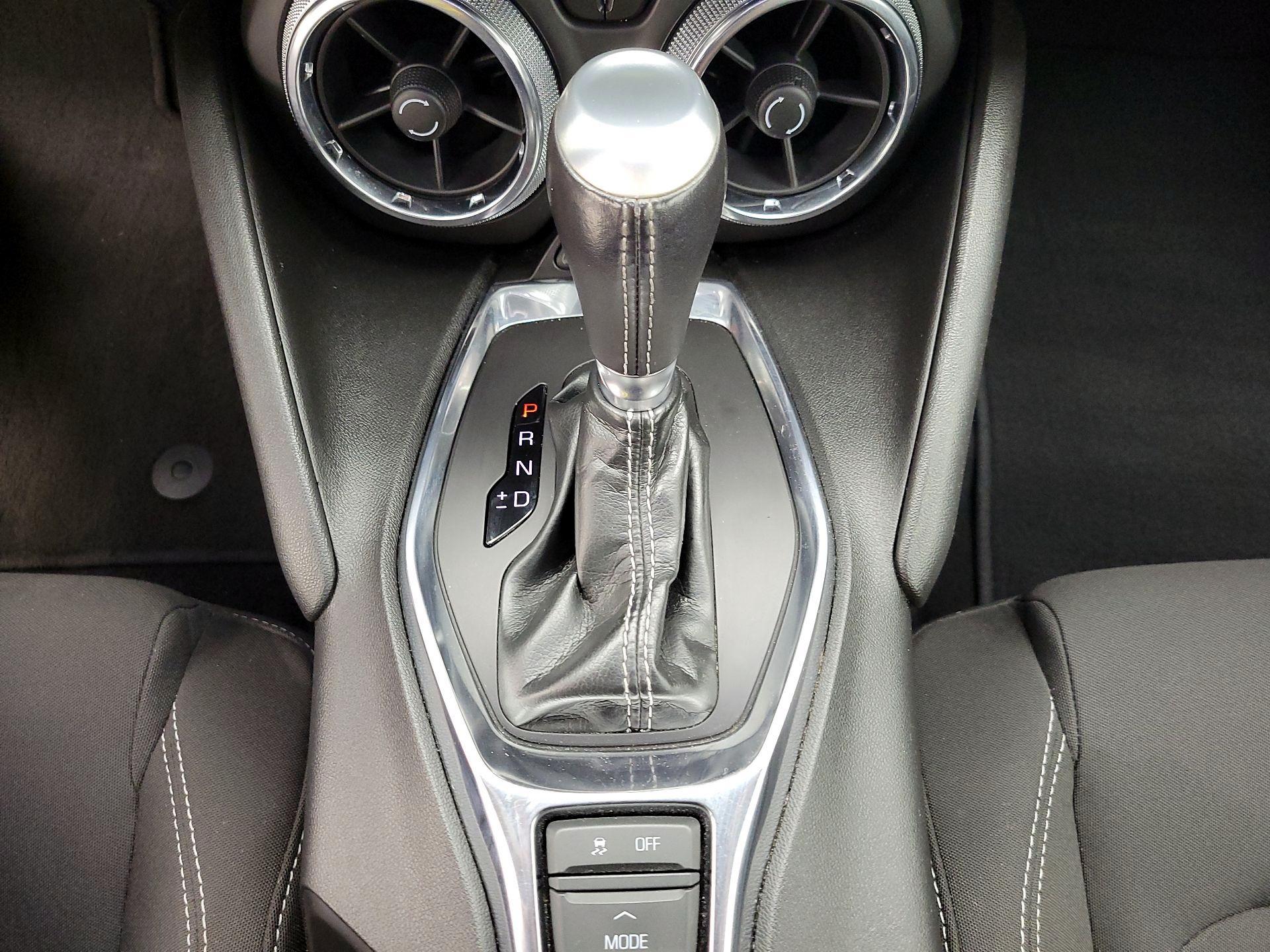 Thumbnail: 2019 Chevrolet Camaro - 17