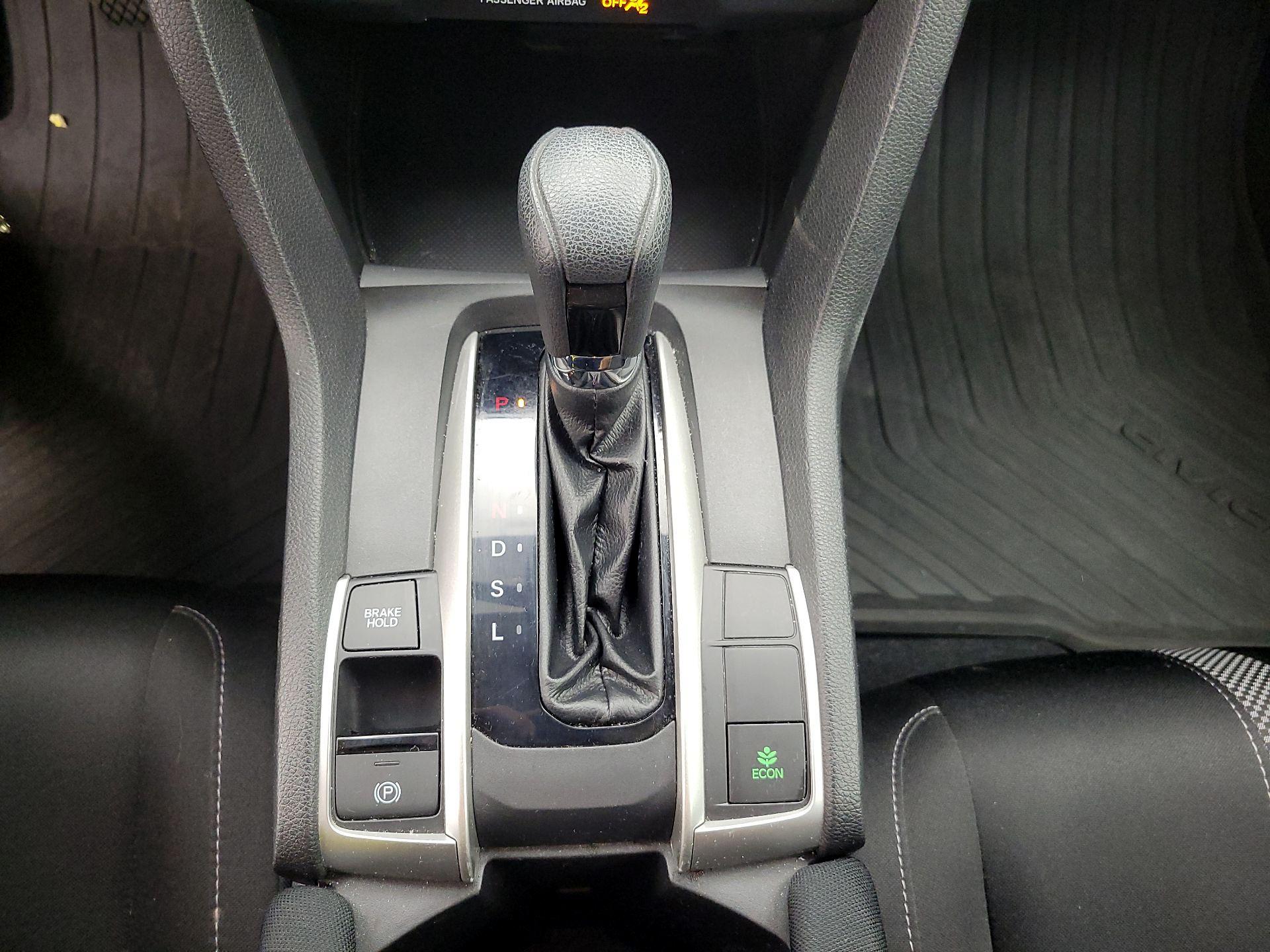 Thumbnail: 2019 Honda Civic - 17
