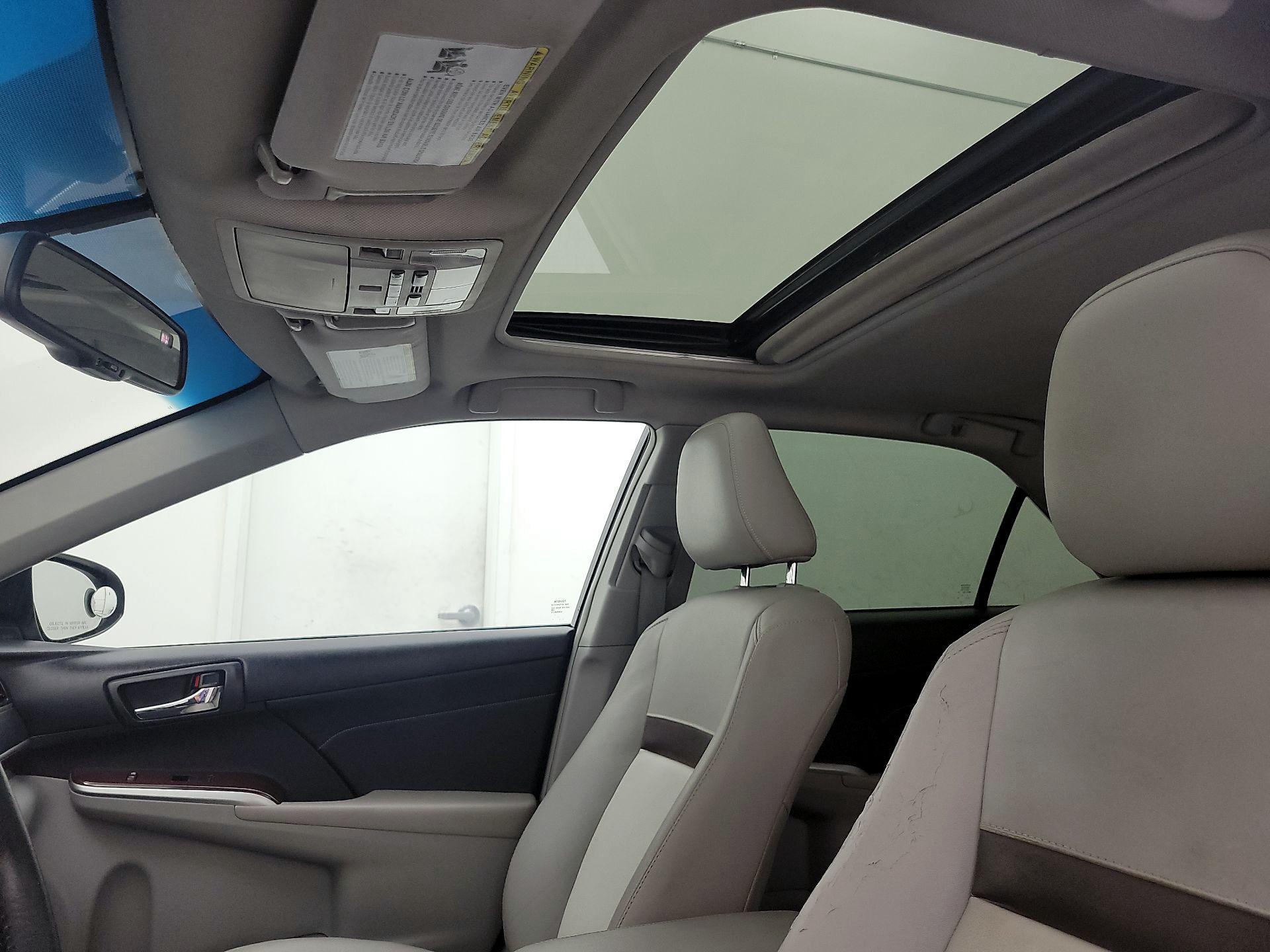 Thumbnail: 2014 Toyota Camry - 20