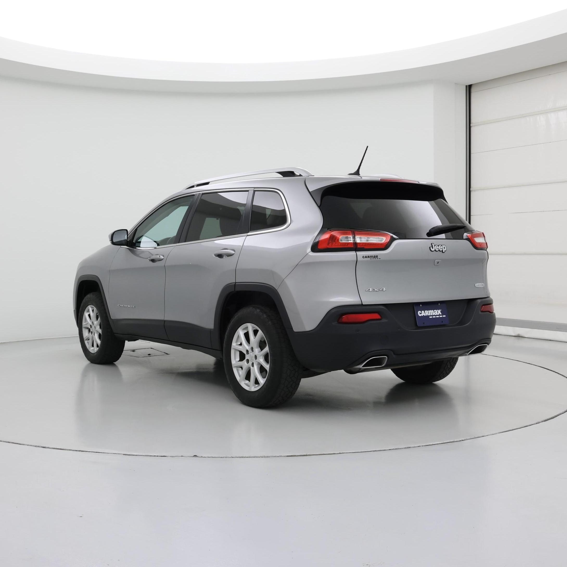 Thumbnail: 2016 Jeep Cherokee - 2