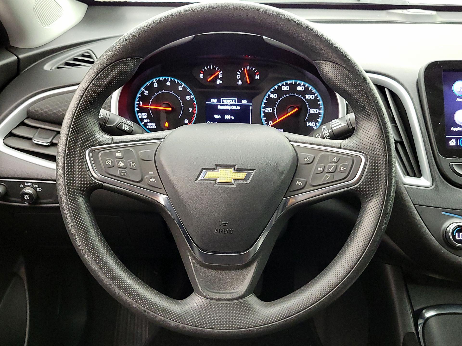 Thumbnail: 2023 Chevrolet Malibu - 10
