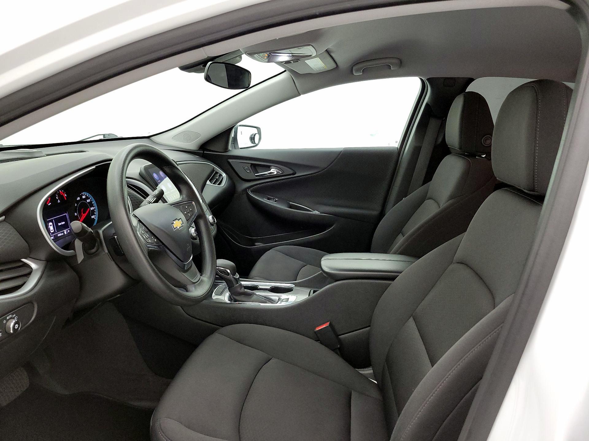 Thumbnail: 2023 Chevrolet Malibu - 11