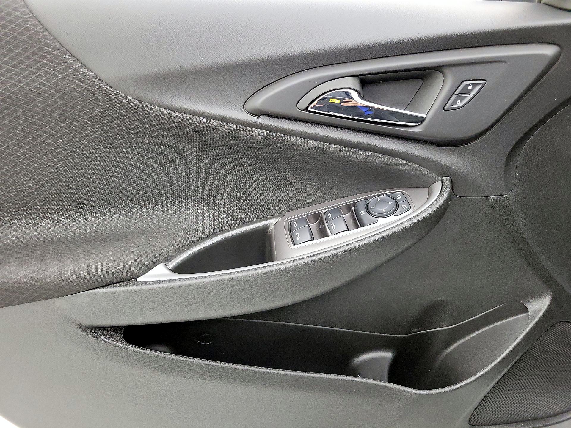 Thumbnail: 2023 Chevrolet Malibu - 12