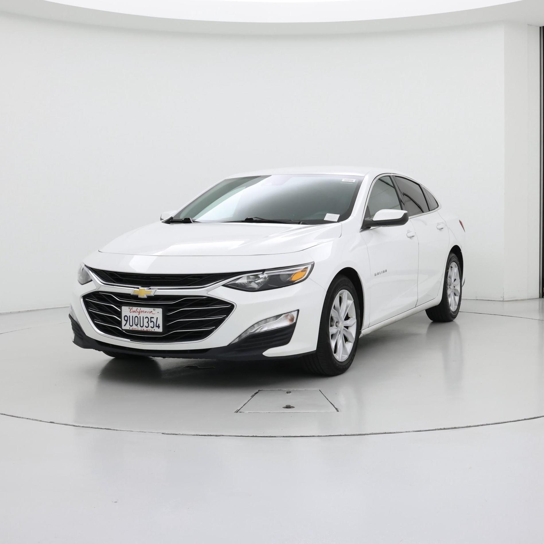 Thumbnail: 2023 Chevrolet Malibu - 4