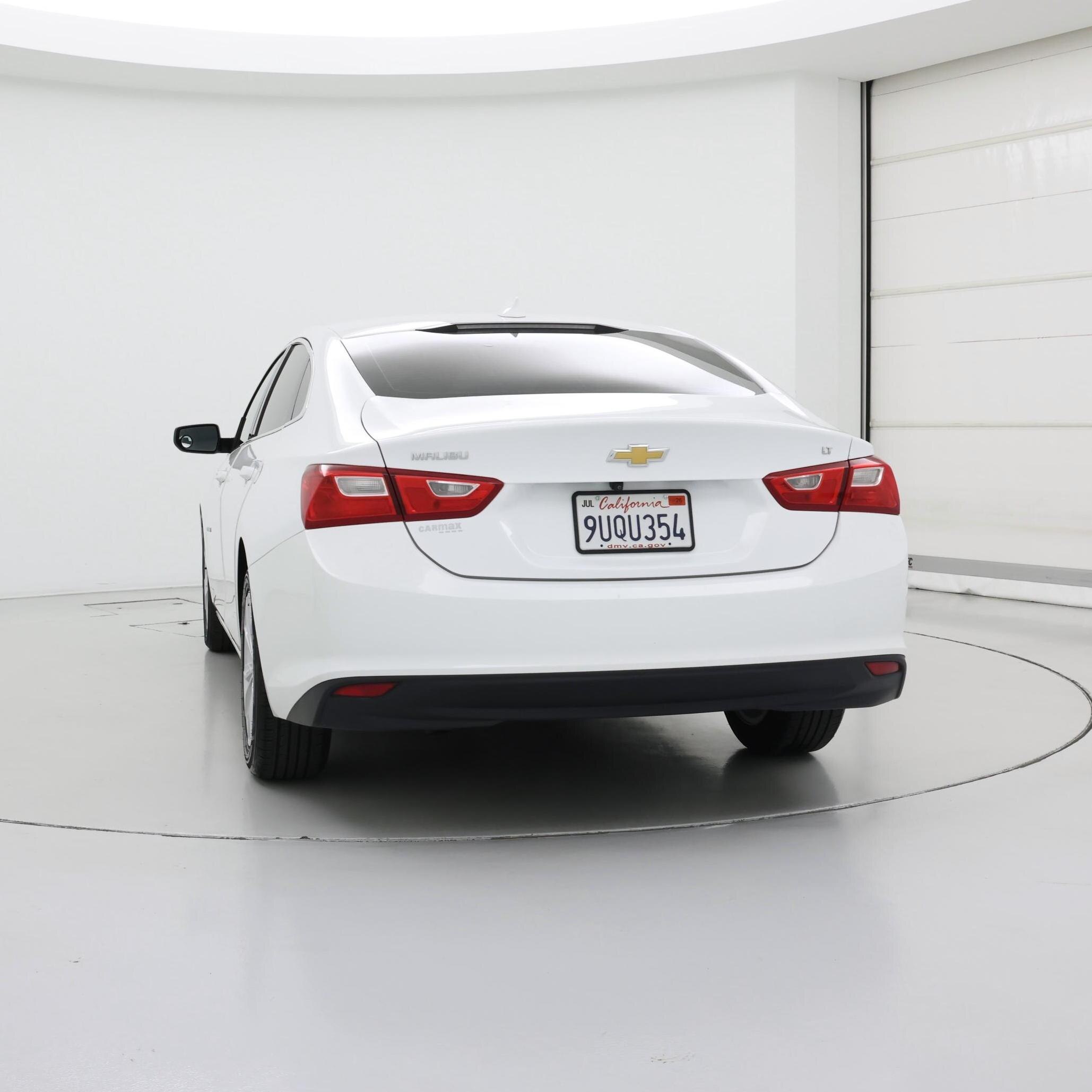 Thumbnail: 2023 Chevrolet Malibu - 6