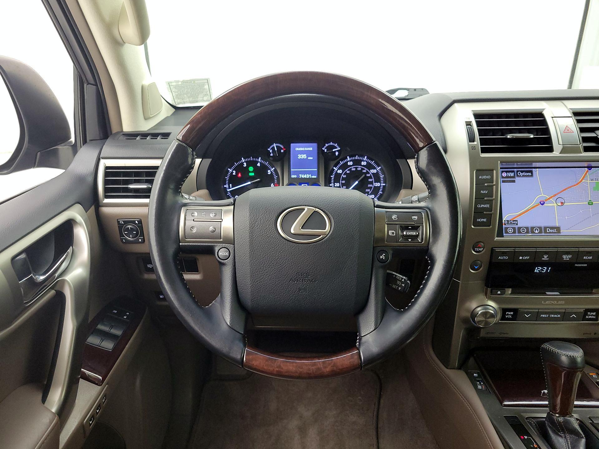 Thumbnail: 2017 Lexus GX - 10