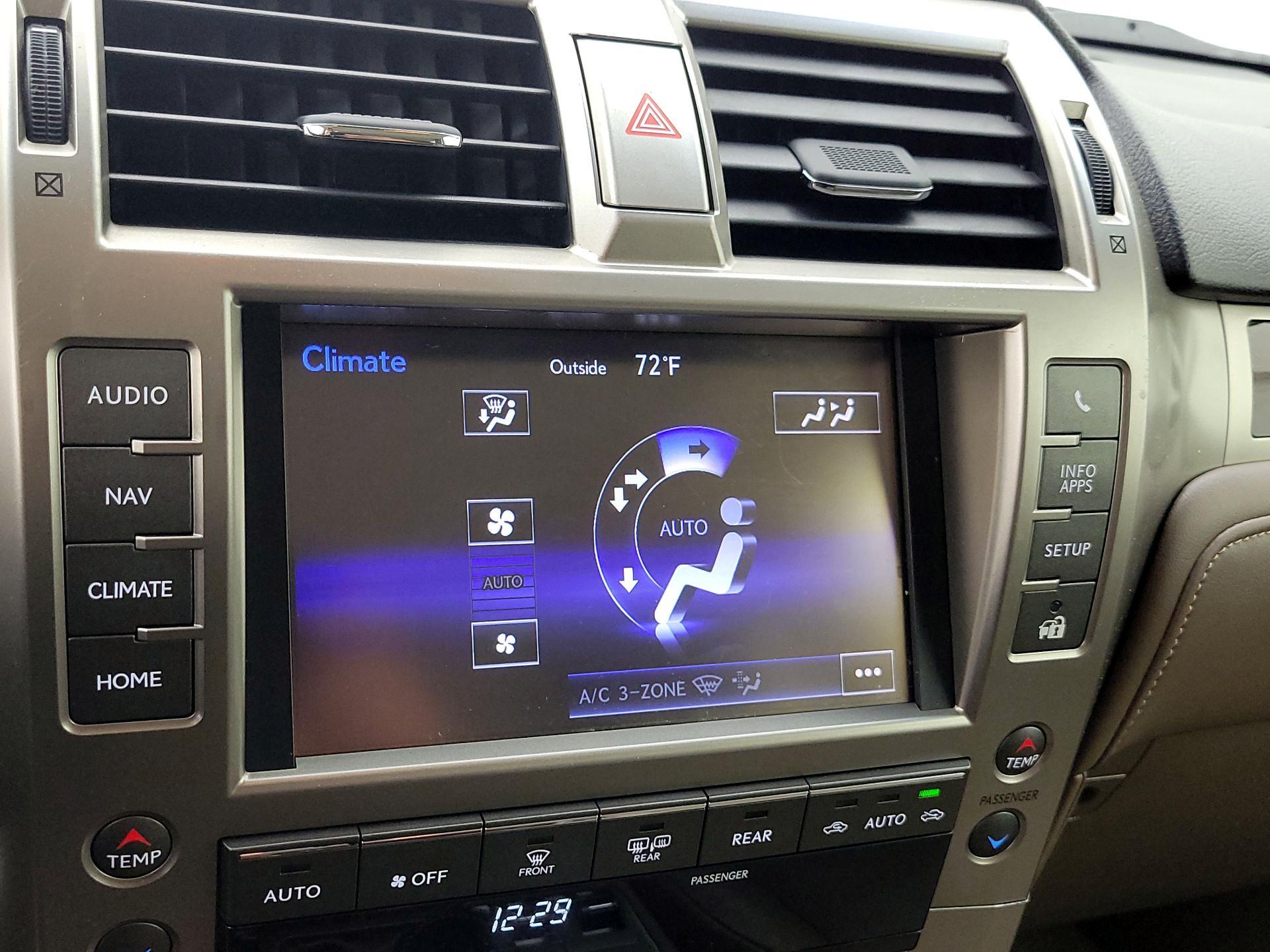 Thumbnail: 2017 Lexus GX - 17