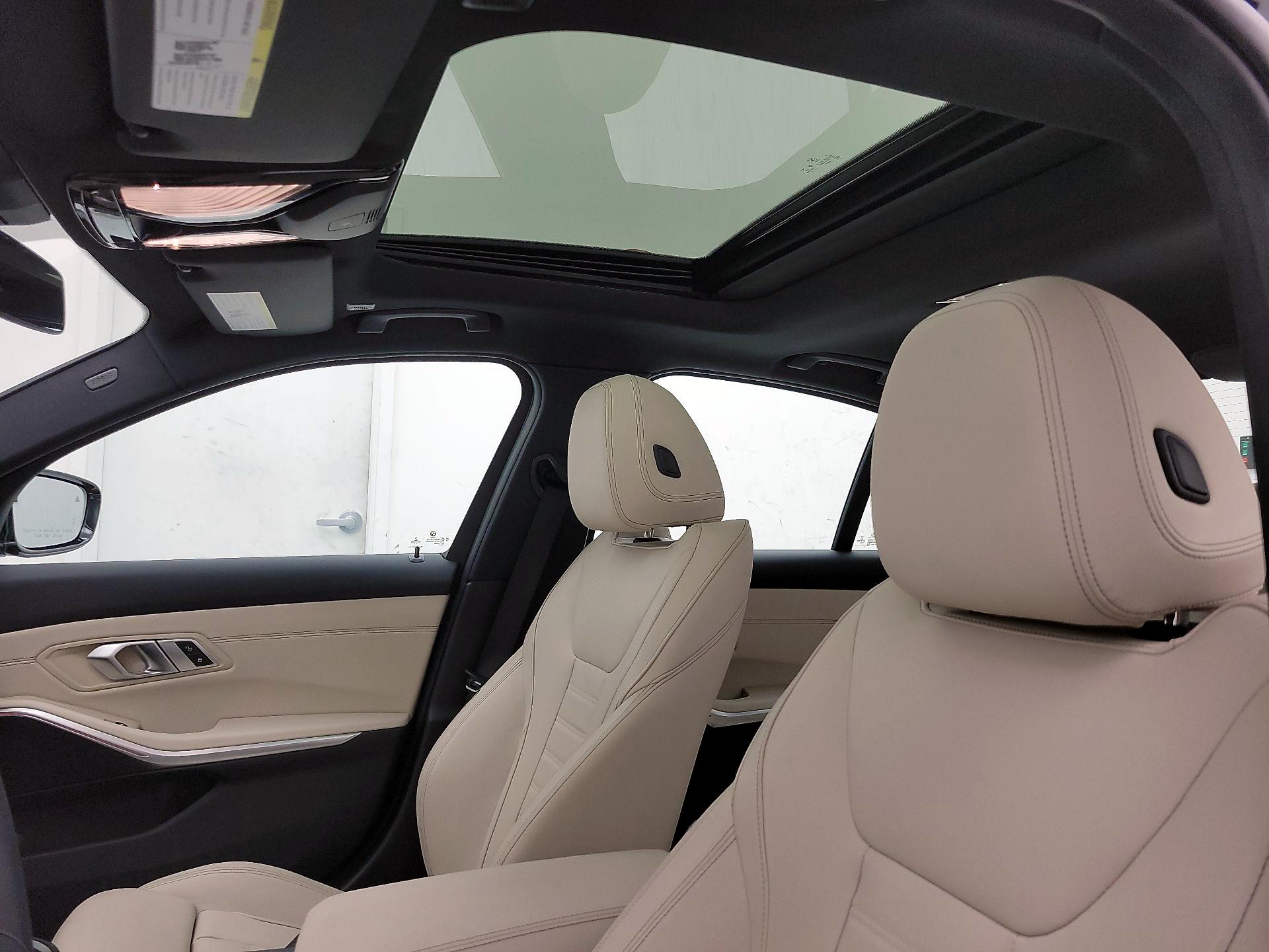 Thumbnail: 2021 BMW 3 Series - 20