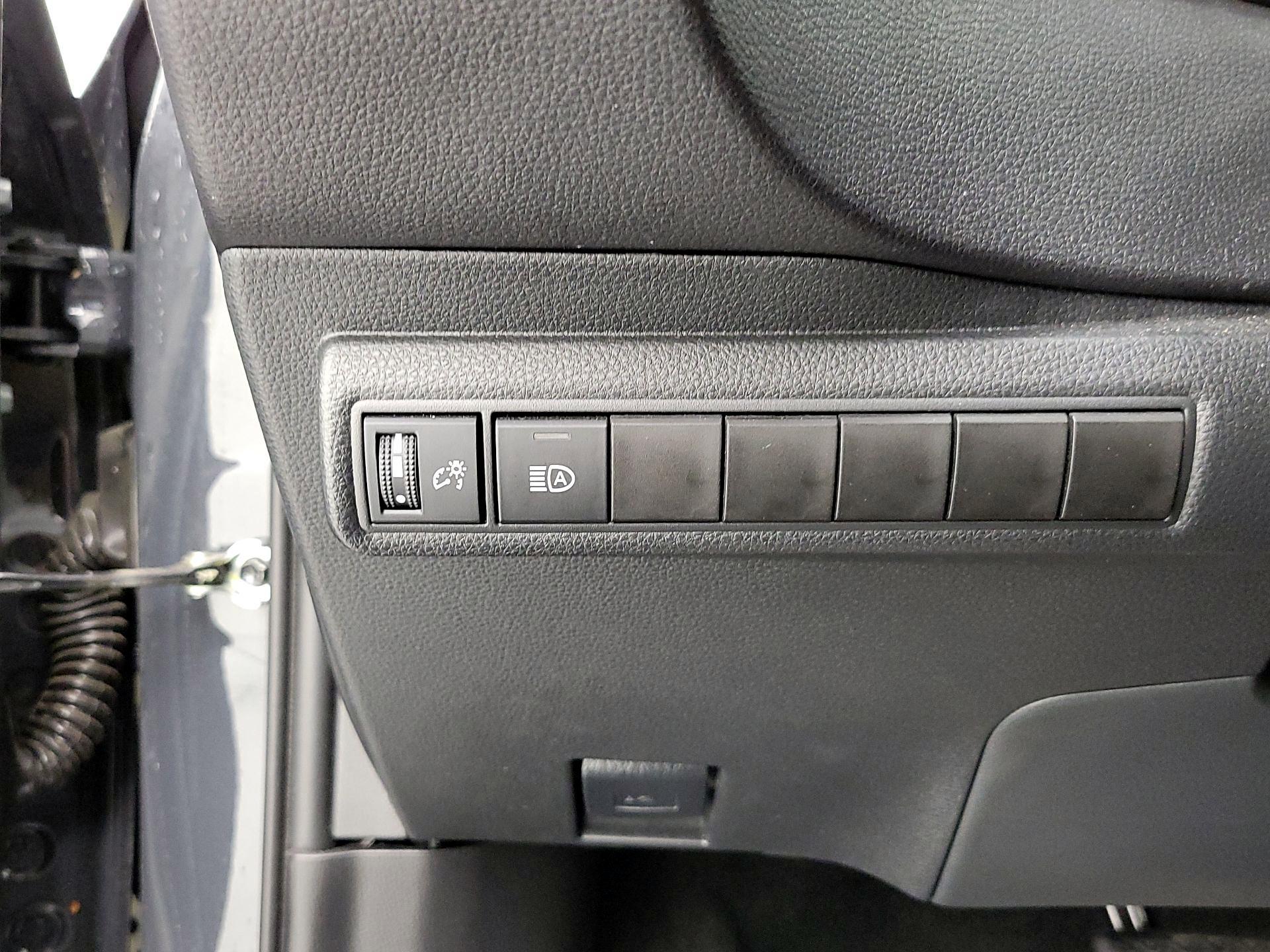 Thumbnail: 2023 Toyota Corolla - 13