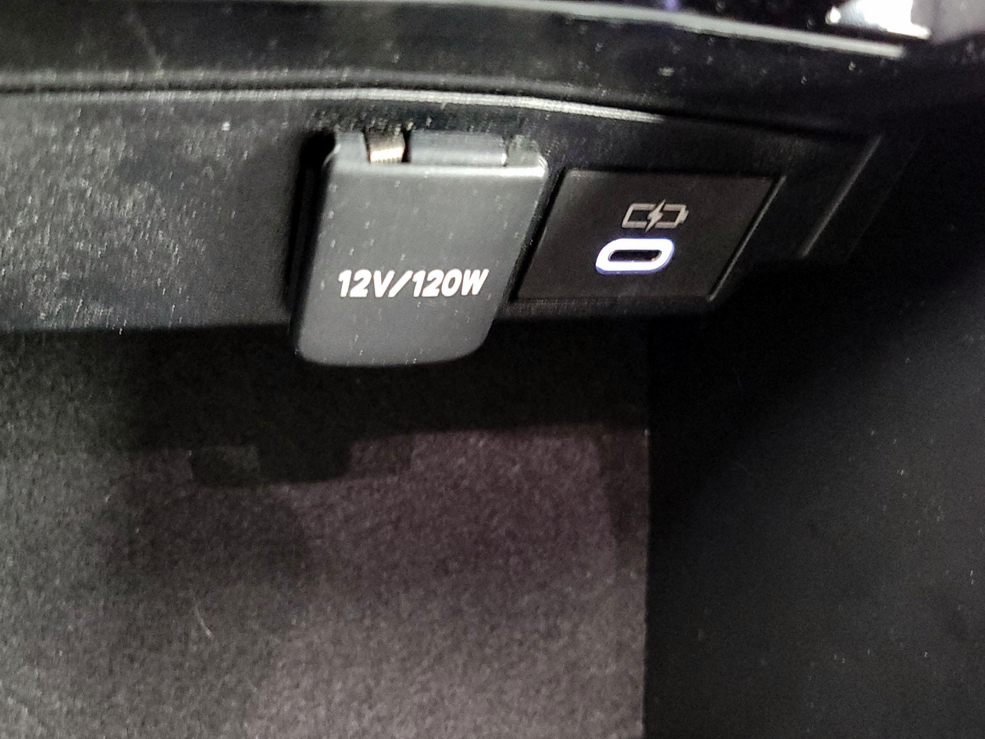 Thumbnail: 2023 Toyota Corolla - 18