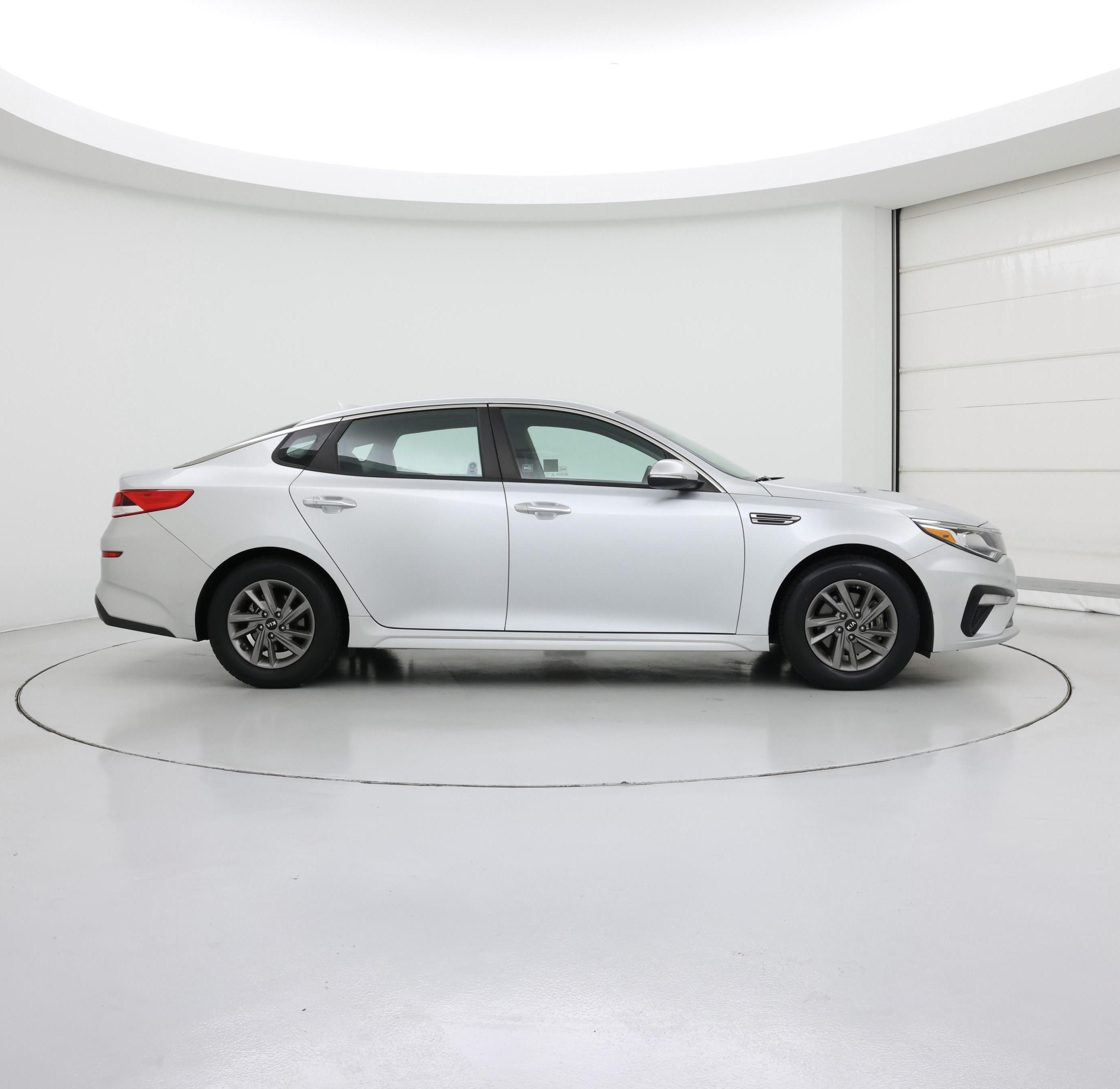 Thumbnail: 2020 Kia Optima - 7