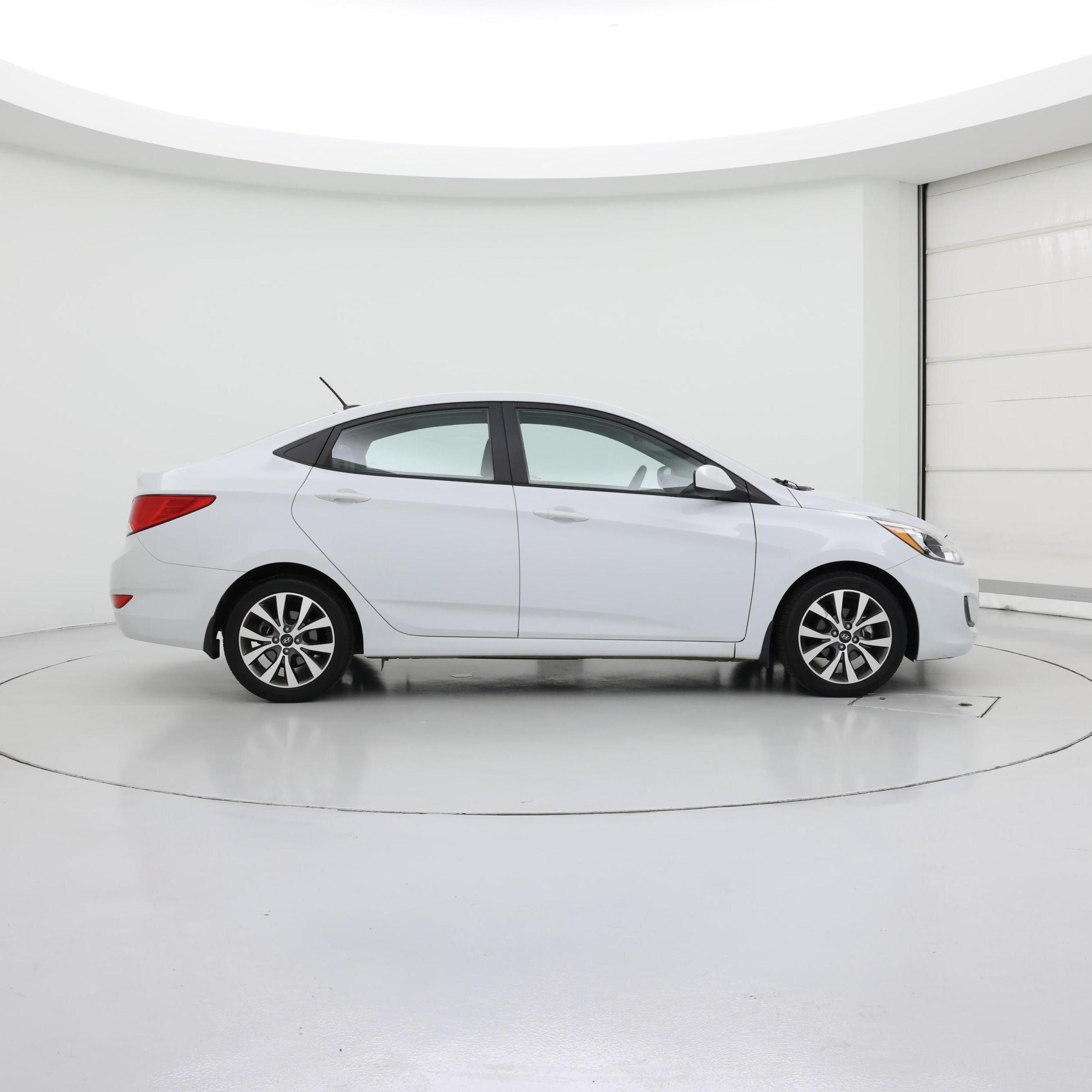 Thumbnail: 2017 Hyundai Accent - 7