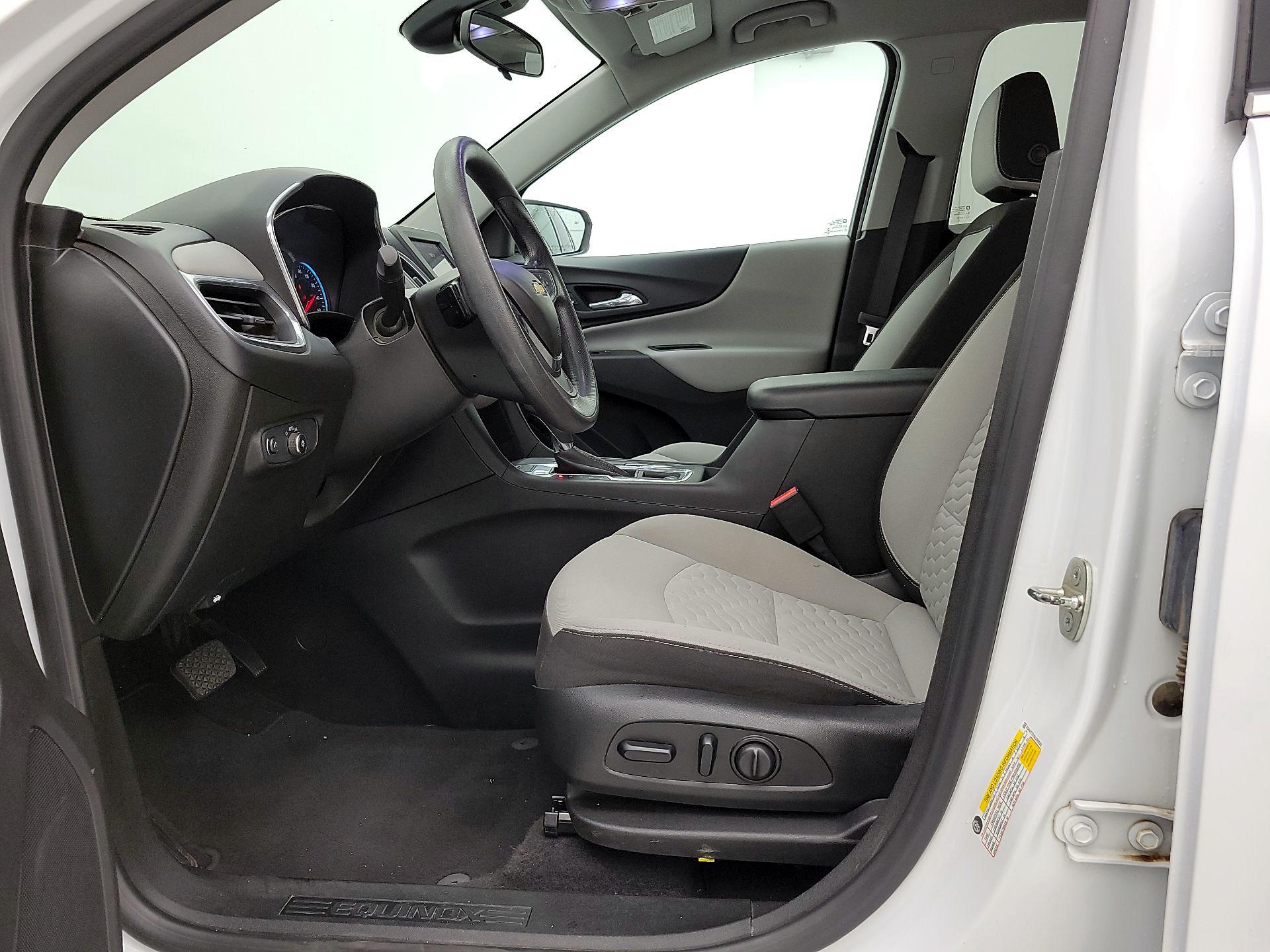 Thumbnail: 2020 Chevrolet Equinox - 11