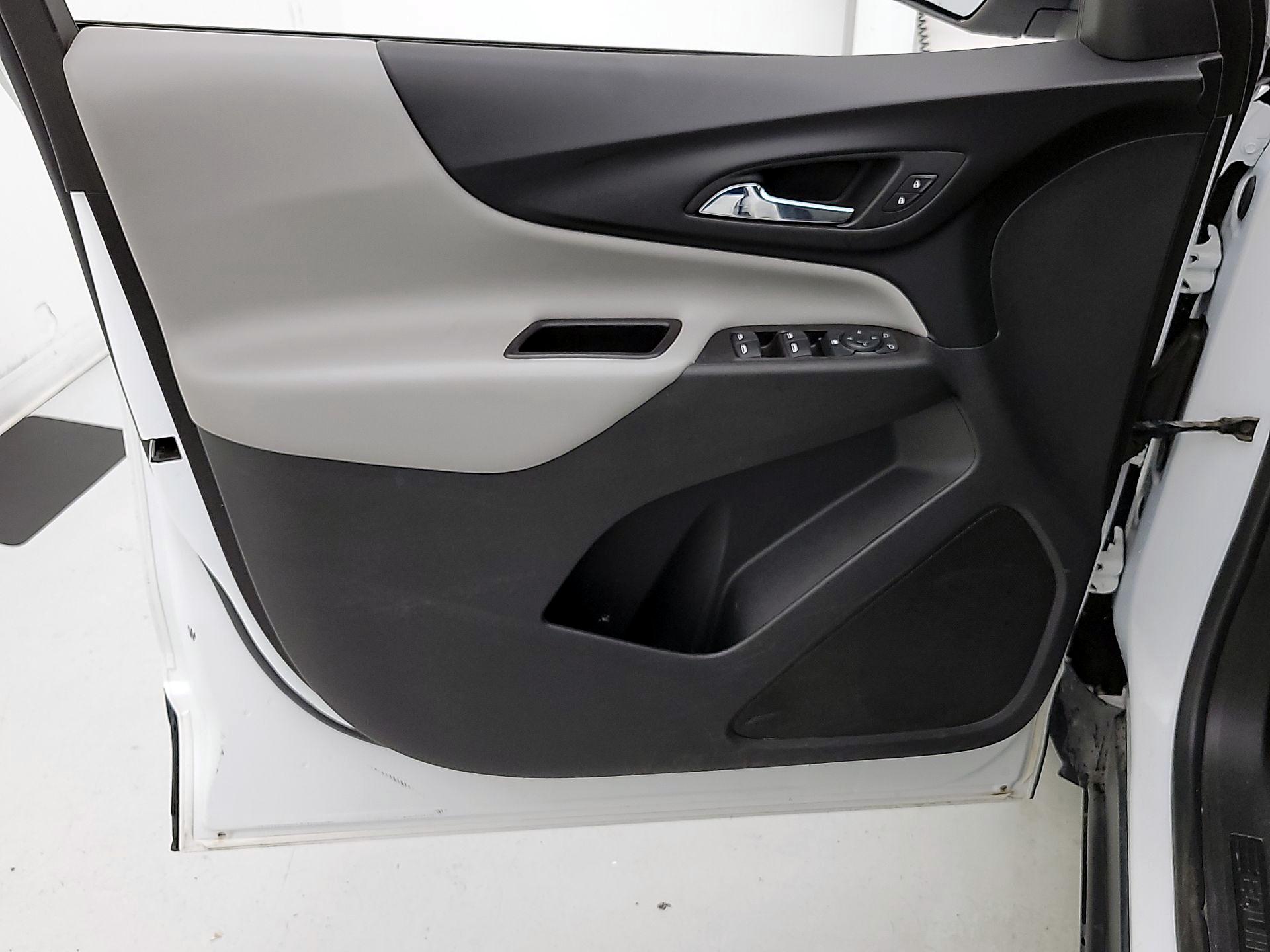 Thumbnail: 2020 Chevrolet Equinox - 12