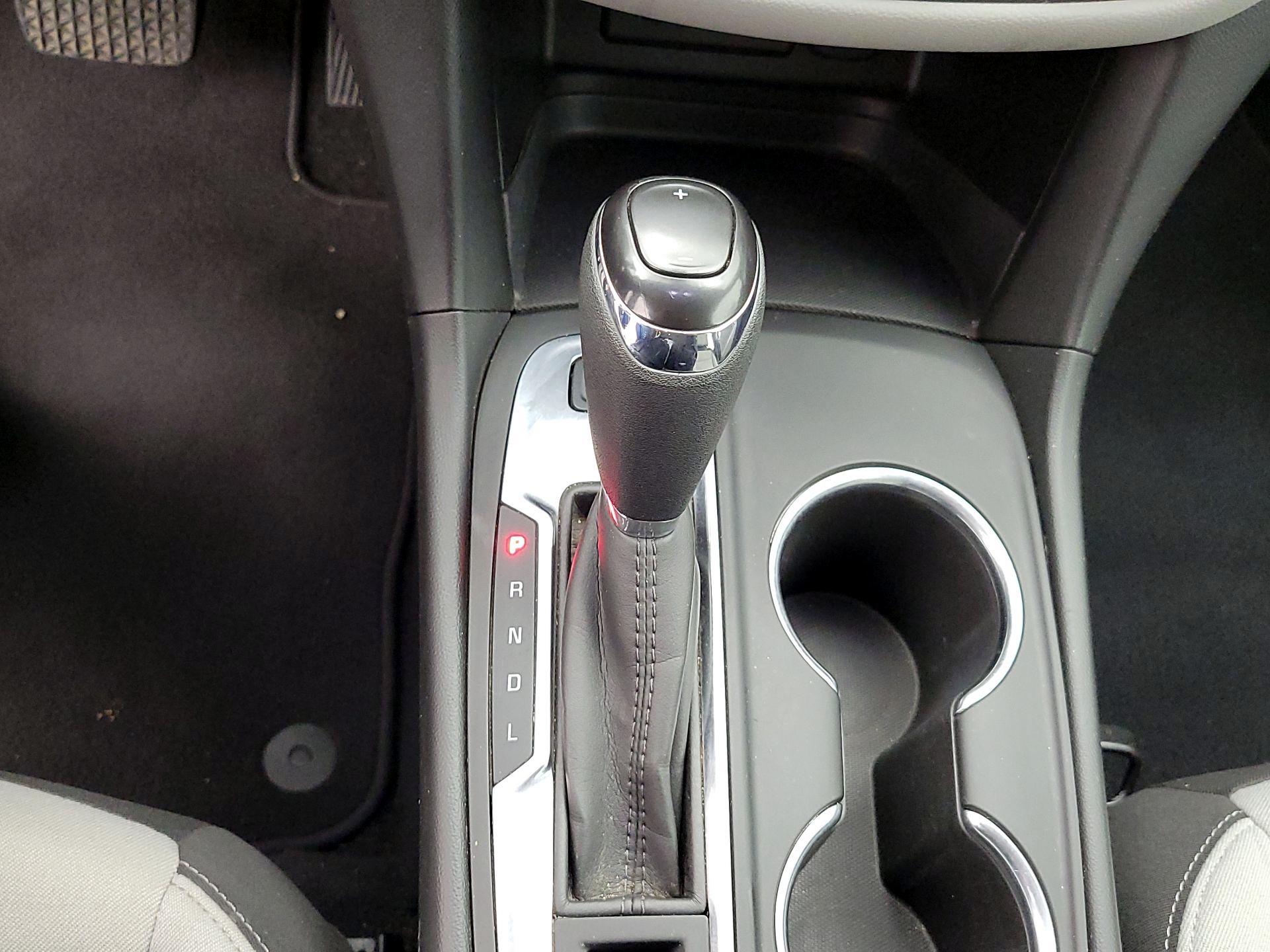 Thumbnail: 2020 Chevrolet Equinox - 17