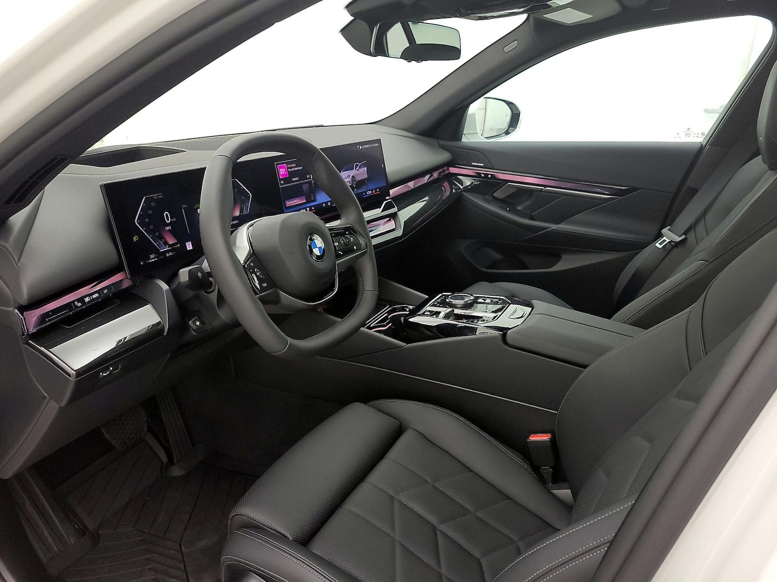 2024 BMW 5 Series 540i - Photo 12