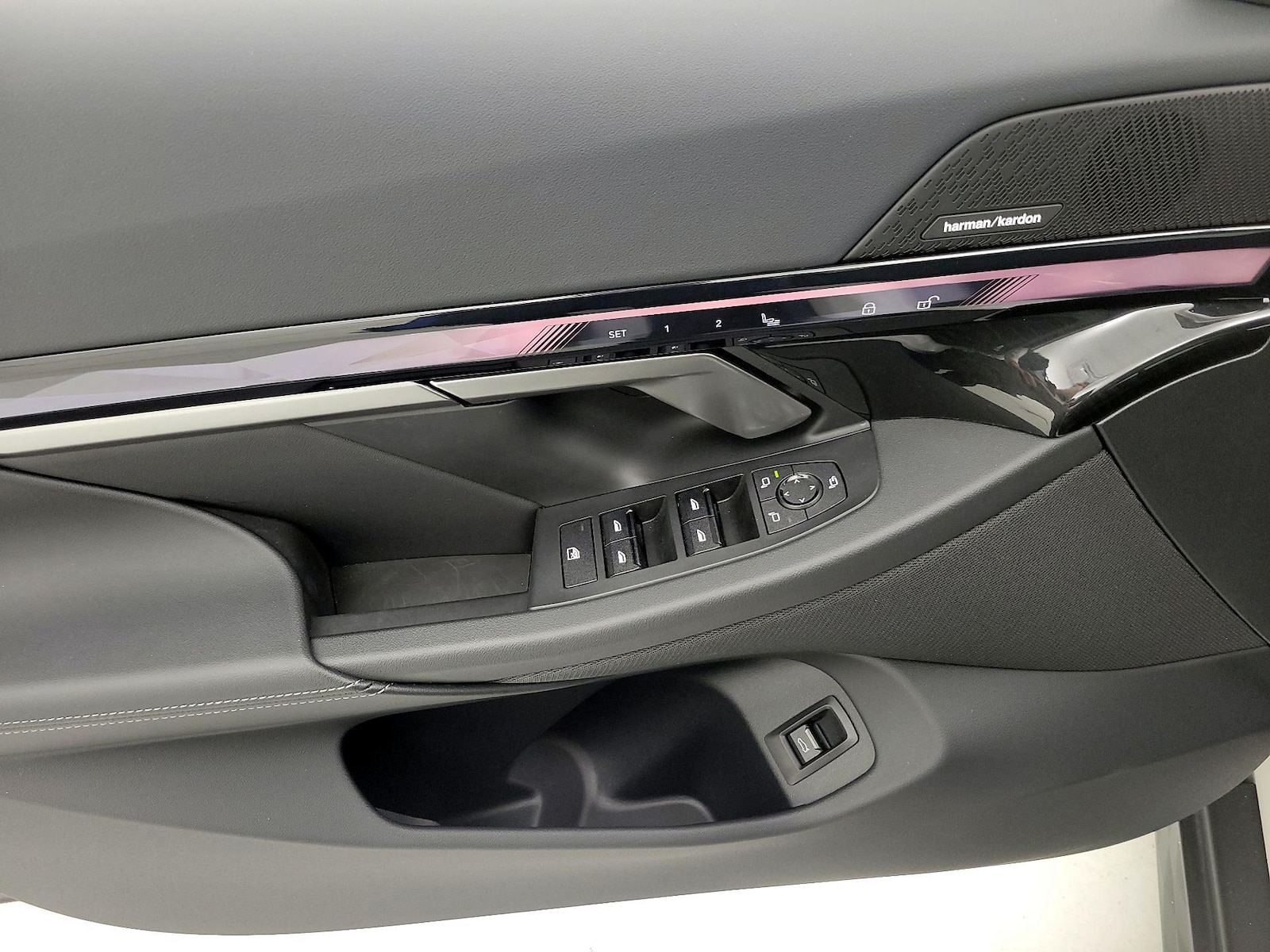 2024 BMW 5 Series 540i - Photo 13