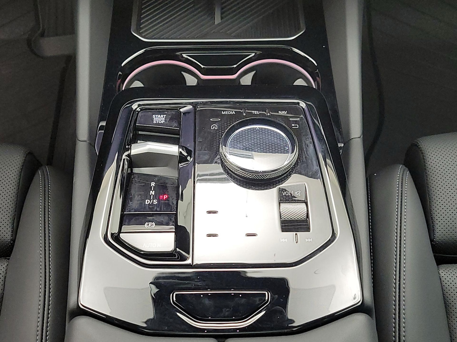 2024 BMW 5 Series 540i - Photo 19