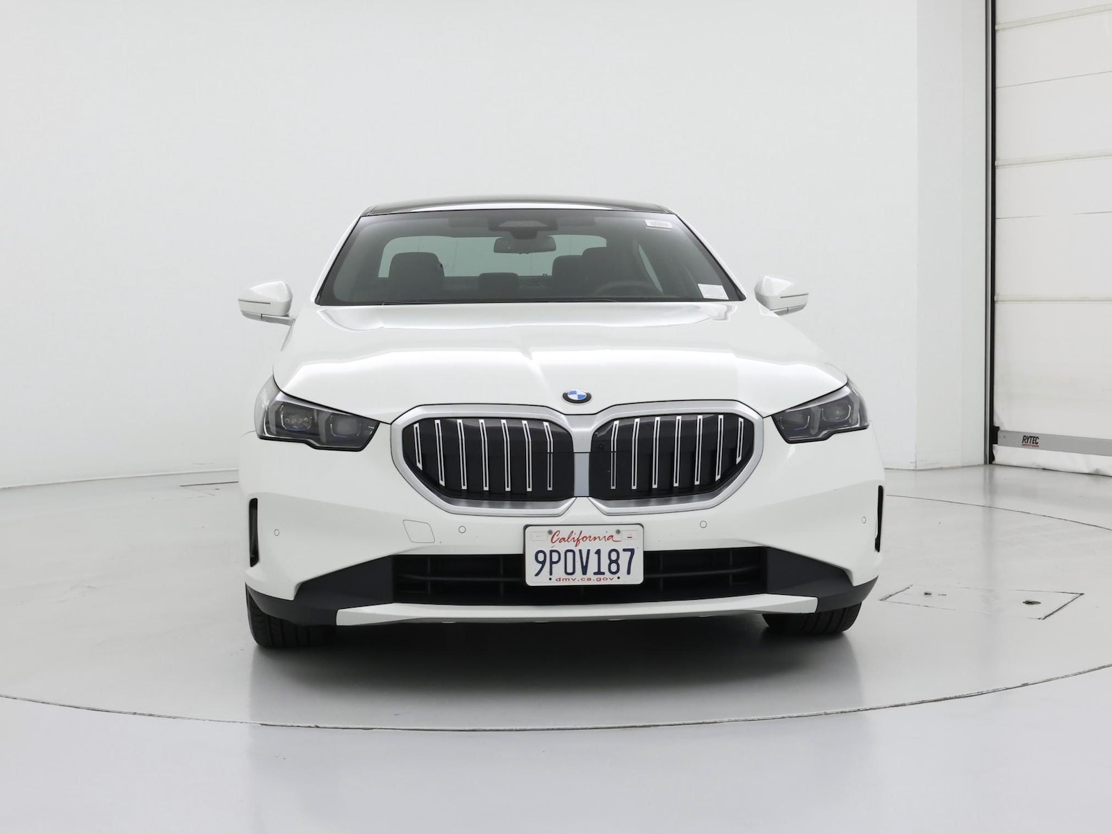 2024 BMW 5 Series 540i - Photo 6