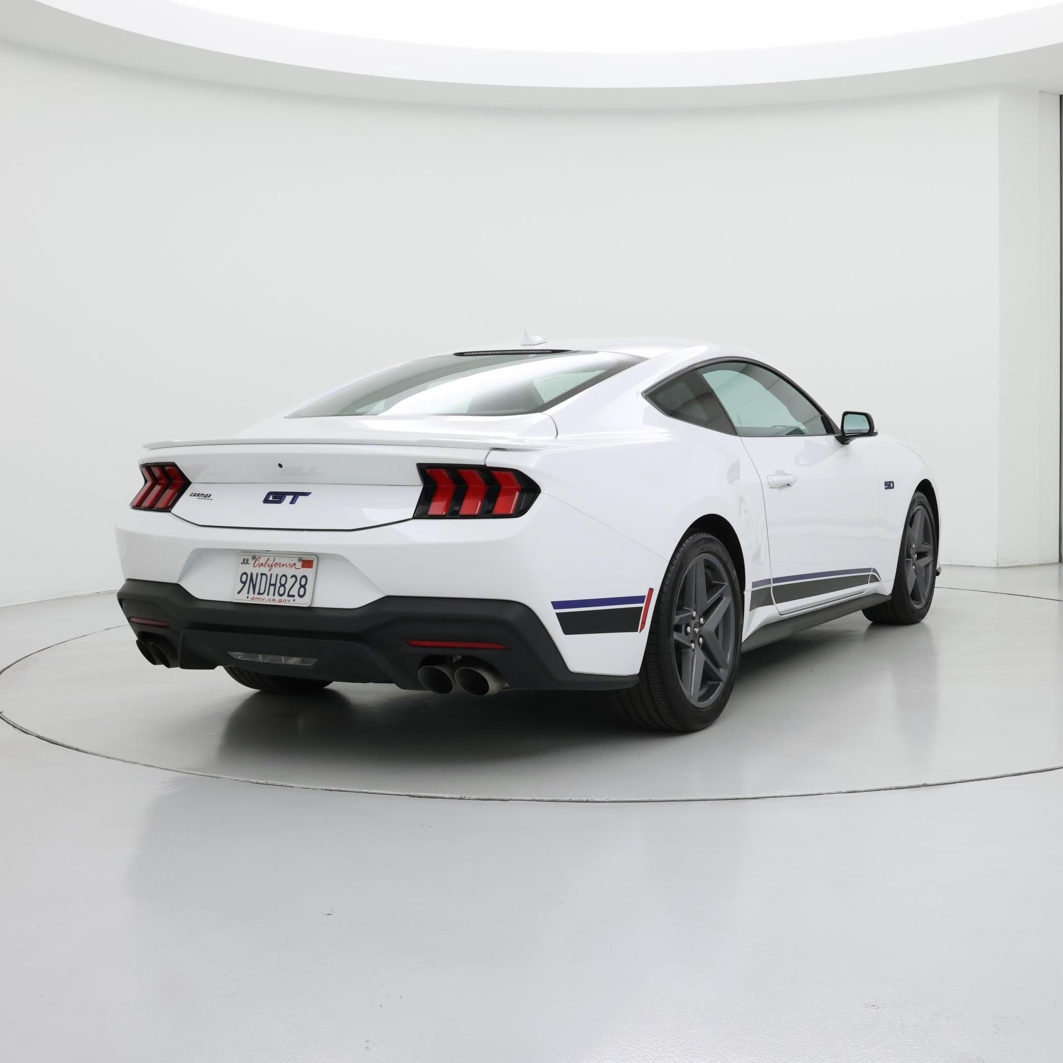 Thumbnail: 2024 Ford Mustang - 8