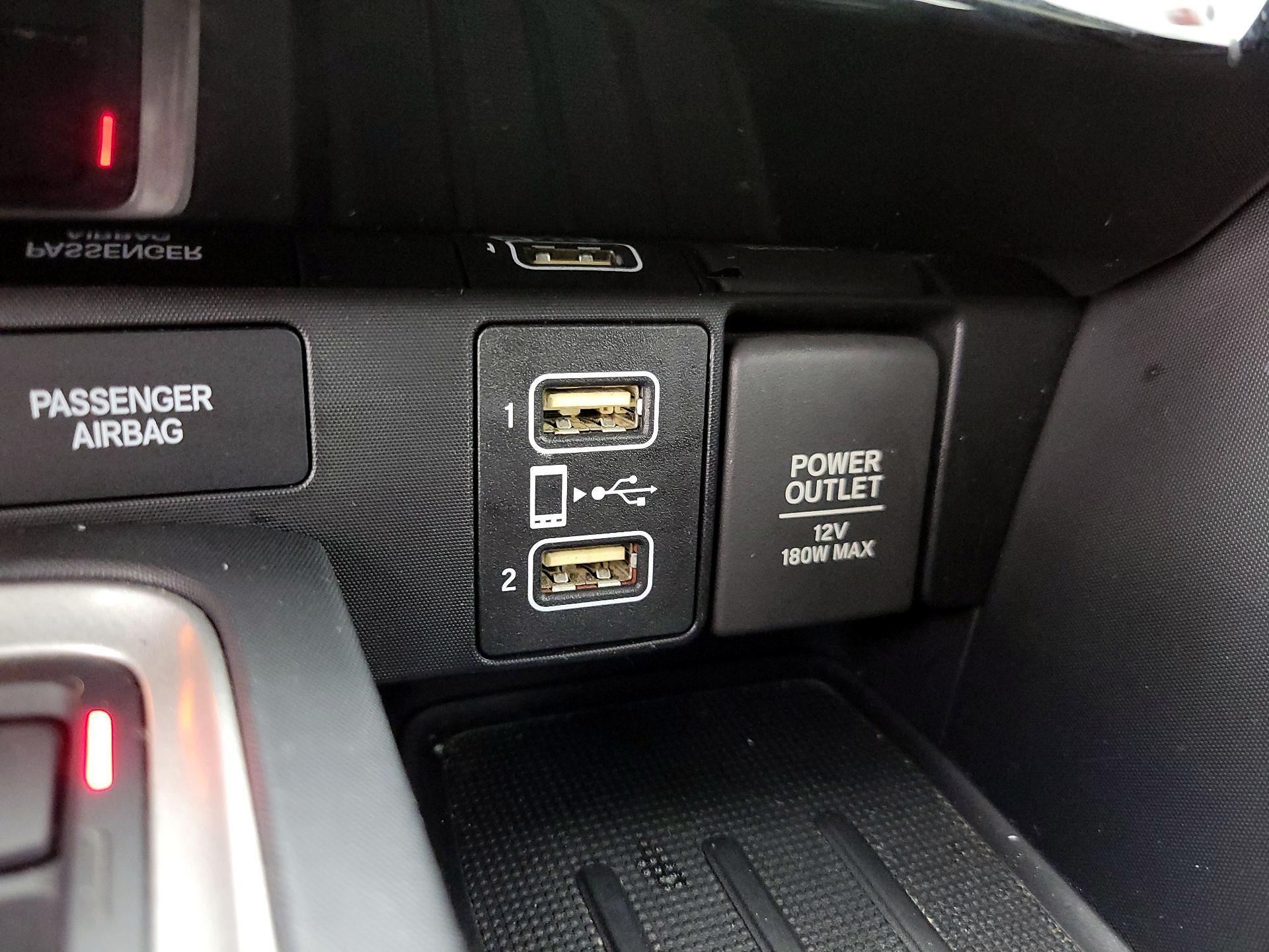 Thumbnail: 2021 Honda Insight - 18