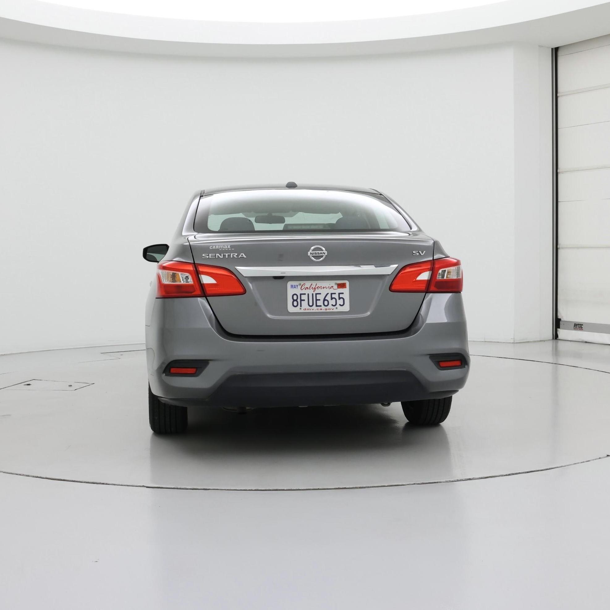 Thumbnail: 2016 Nissan Sentra - 6