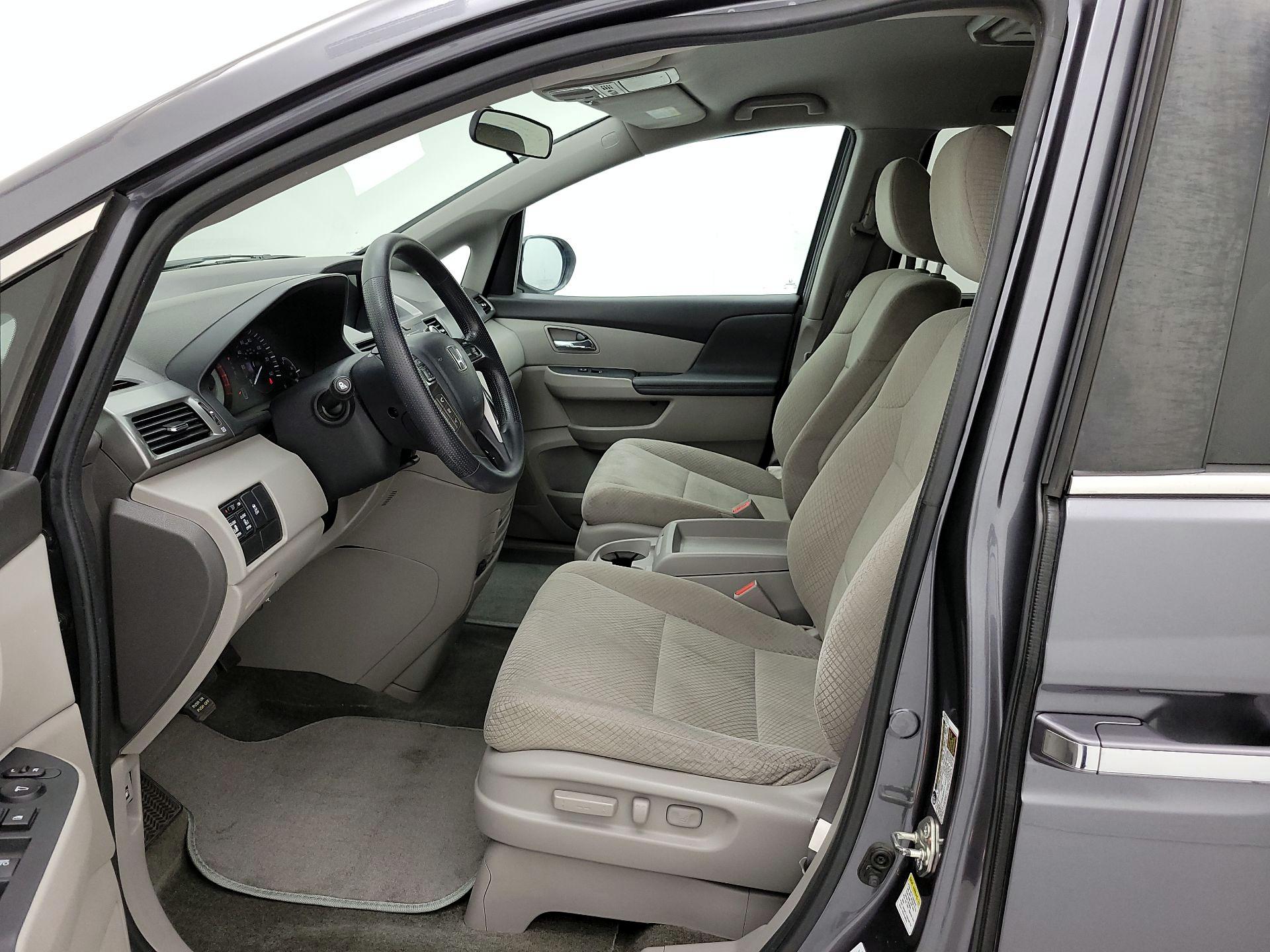 Thumbnail: 2017 Honda Odyssey - 11