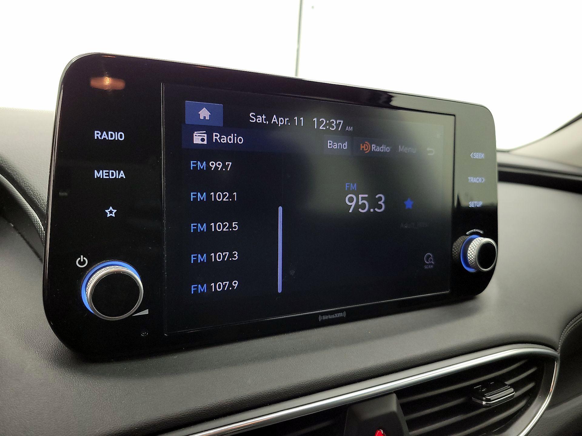 Thumbnail: 2022 Hyundai Santa Fe - 15