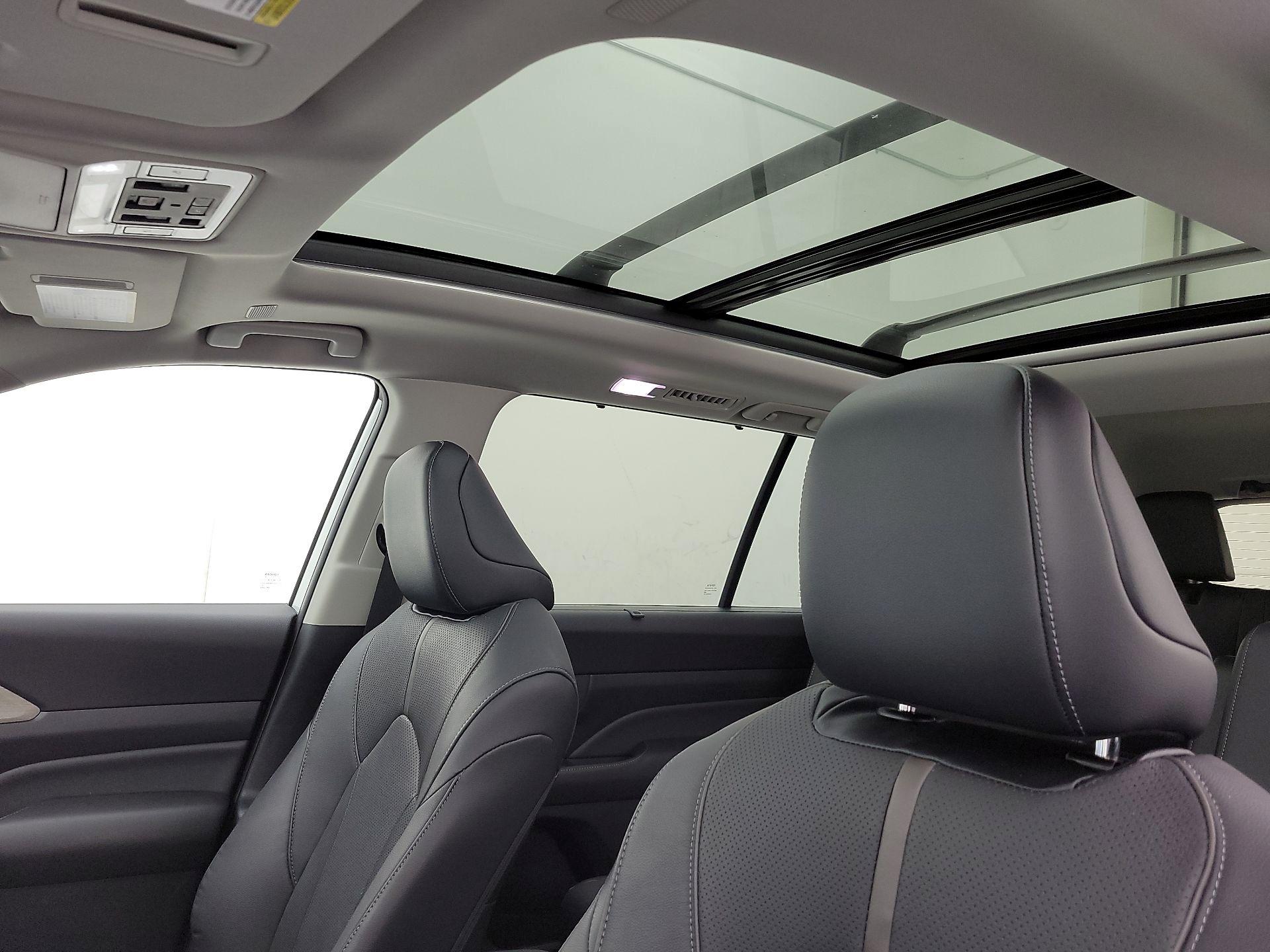 Thumbnail: 2024 Toyota Grand Highlander - 19