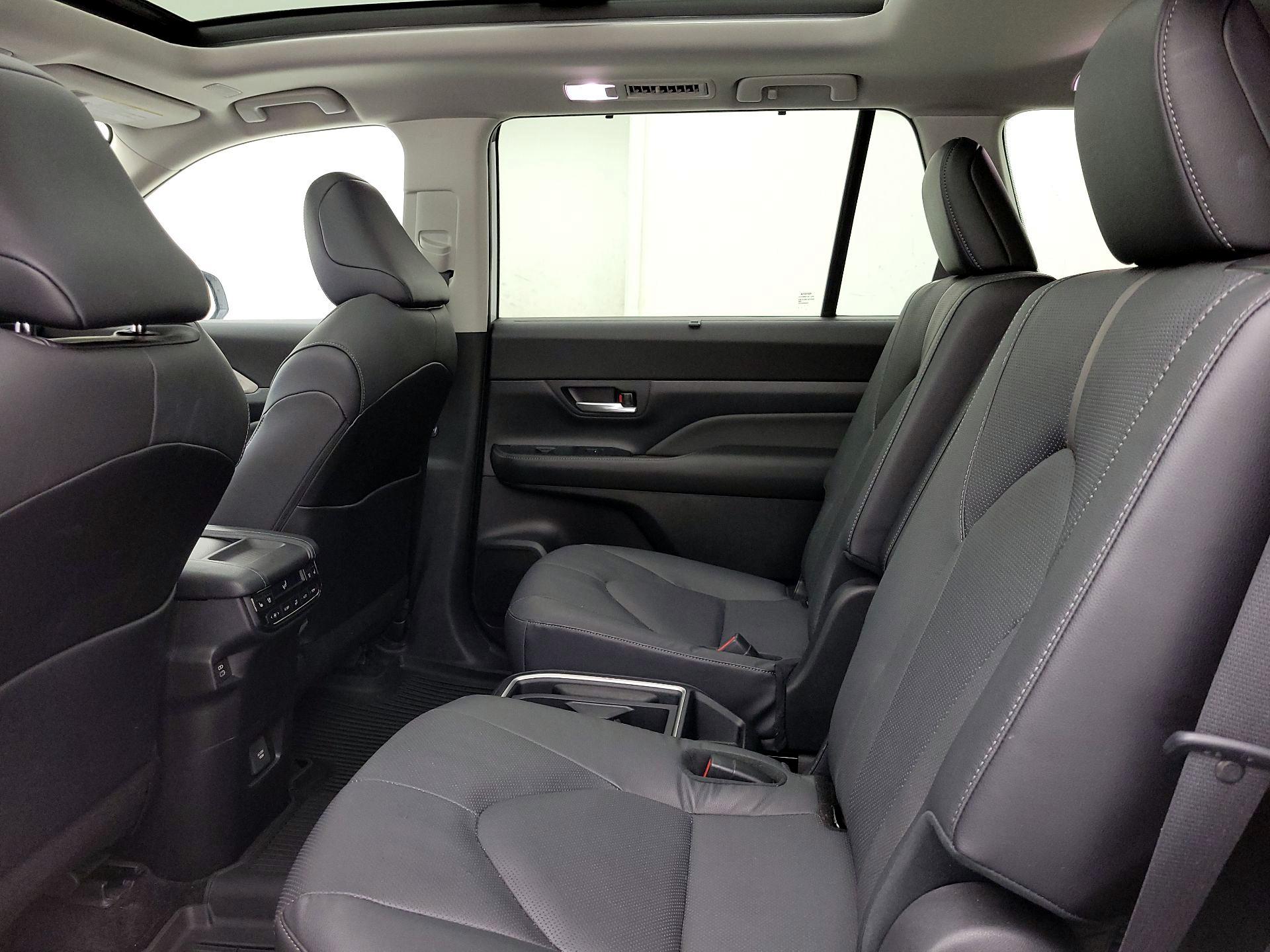 Thumbnail: 2024 Toyota Grand Highlander - 20