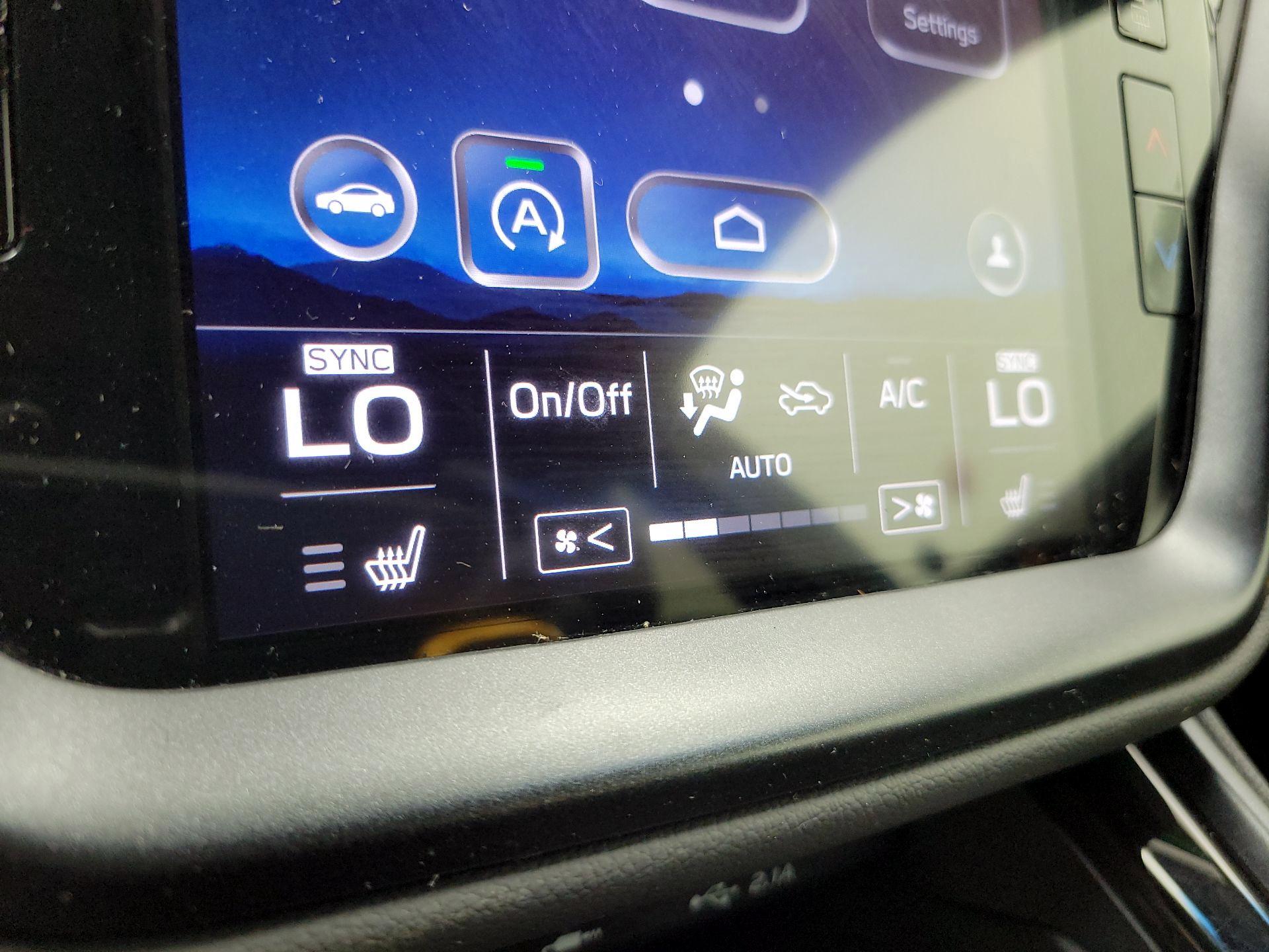 Thumbnail: 2022 Subaru Outback - 17