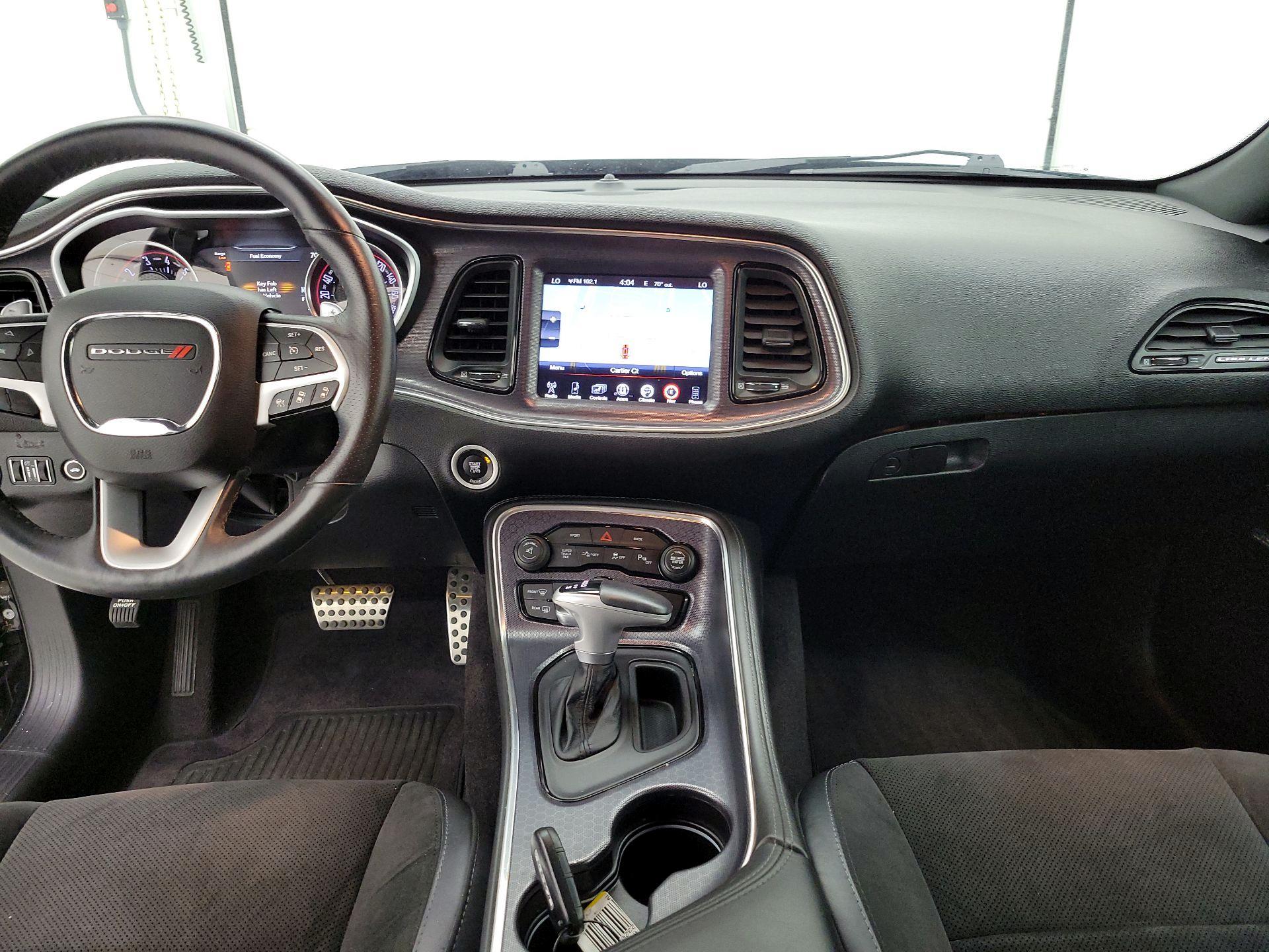 Thumbnail: 2016 Dodge Challenger - 9