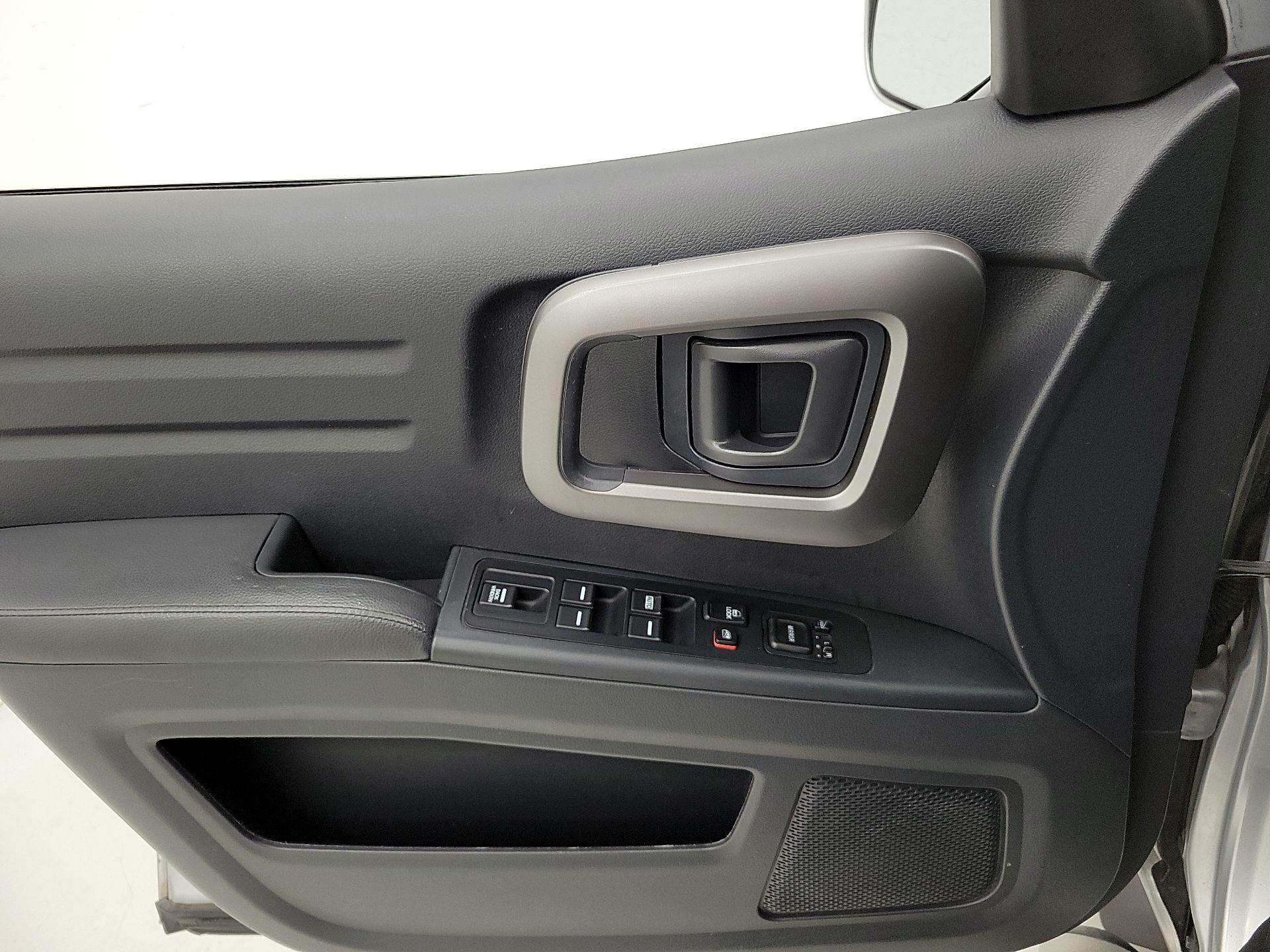 Thumbnail: 2014 Honda Ridgeline - 12