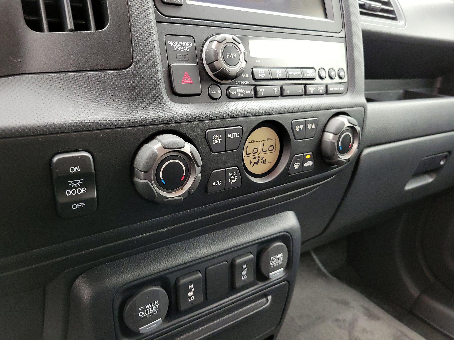 Thumbnail: 2014 Honda Ridgeline - 16