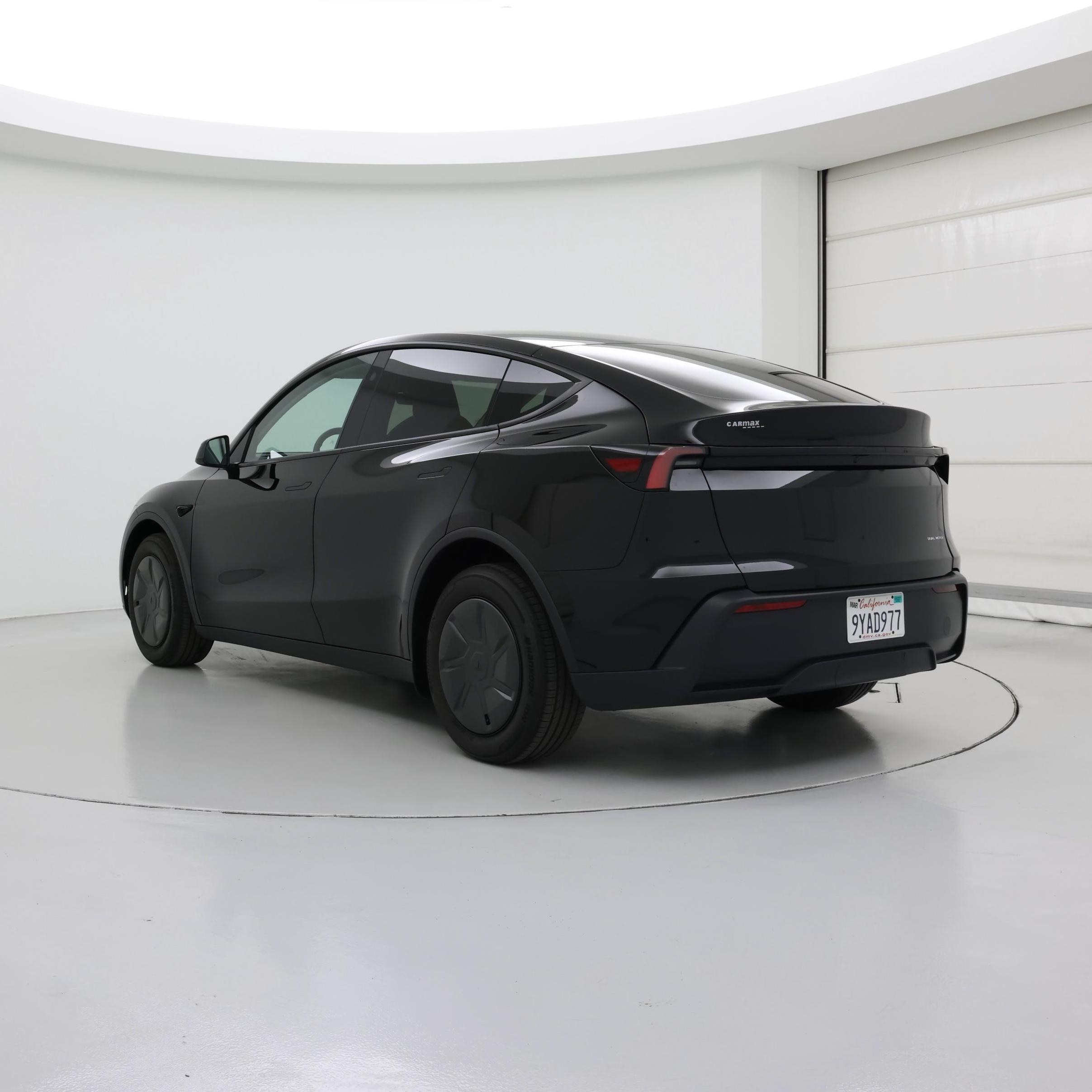 Thumbnail: 2026 Tesla Model Y - 2