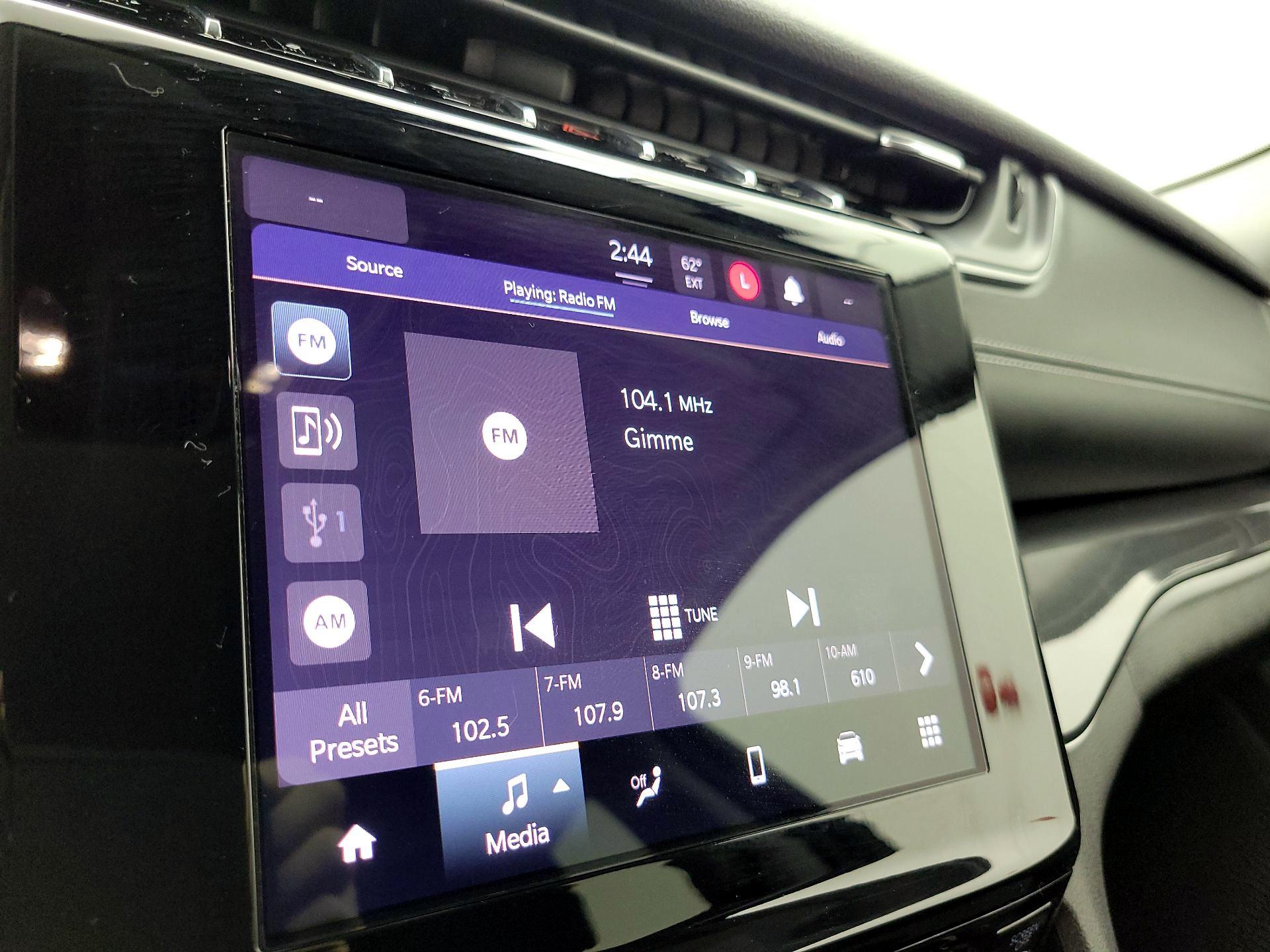 Thumbnail: 2023 Jeep Grand Cherokee - 15