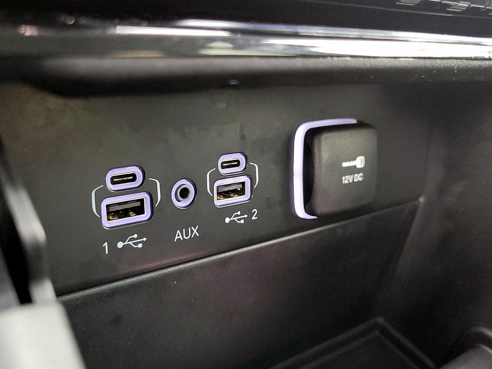 Thumbnail: 2023 Jeep Grand Cherokee - 18