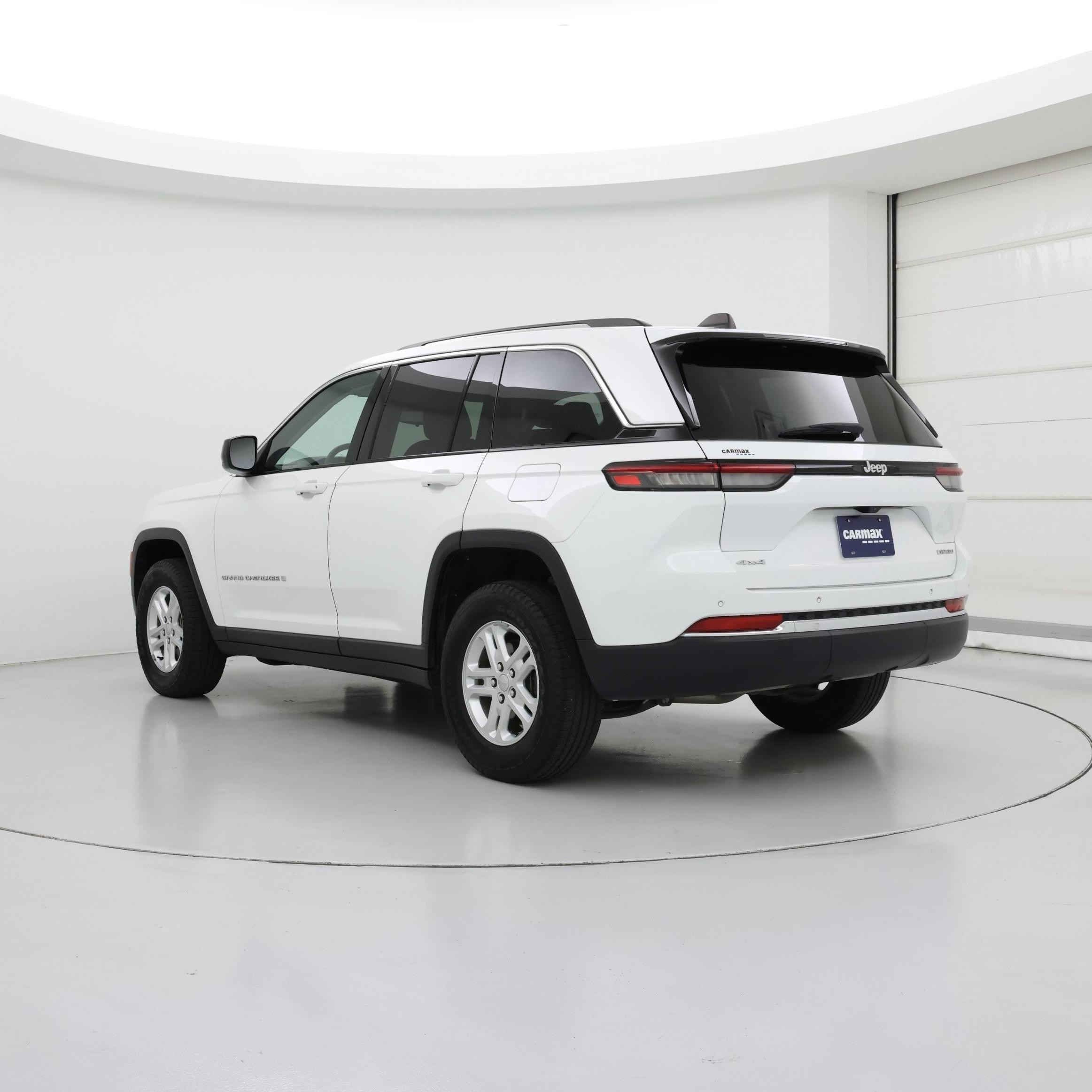 Thumbnail: 2023 Jeep Grand Cherokee - 2