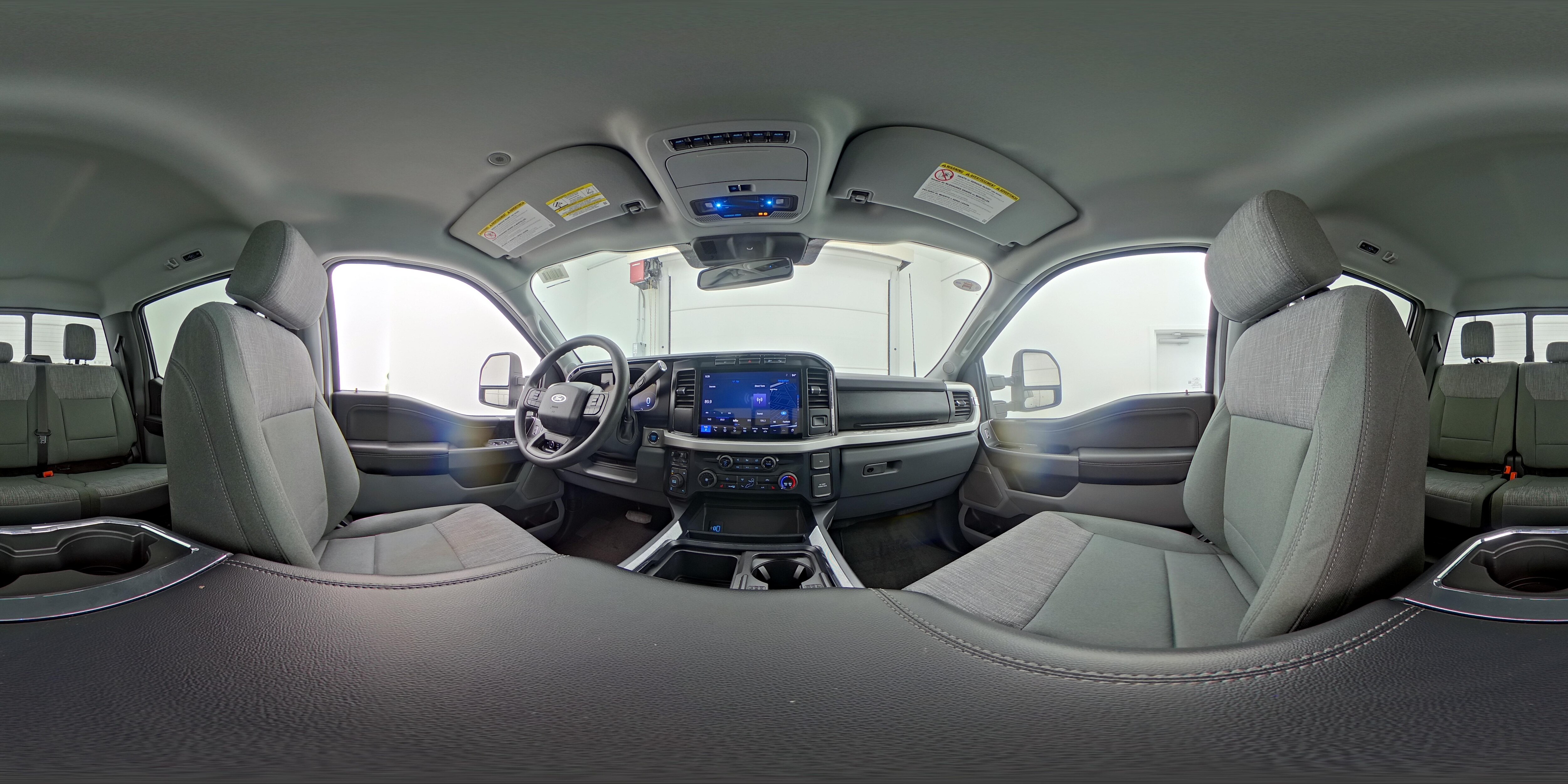 2023 Ford F-250 Super Duty XLT - Photo 25