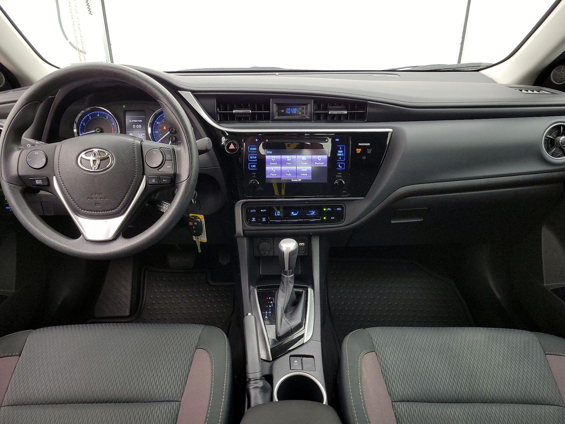 Thumbnail: 2017 Toyota Corolla - 9