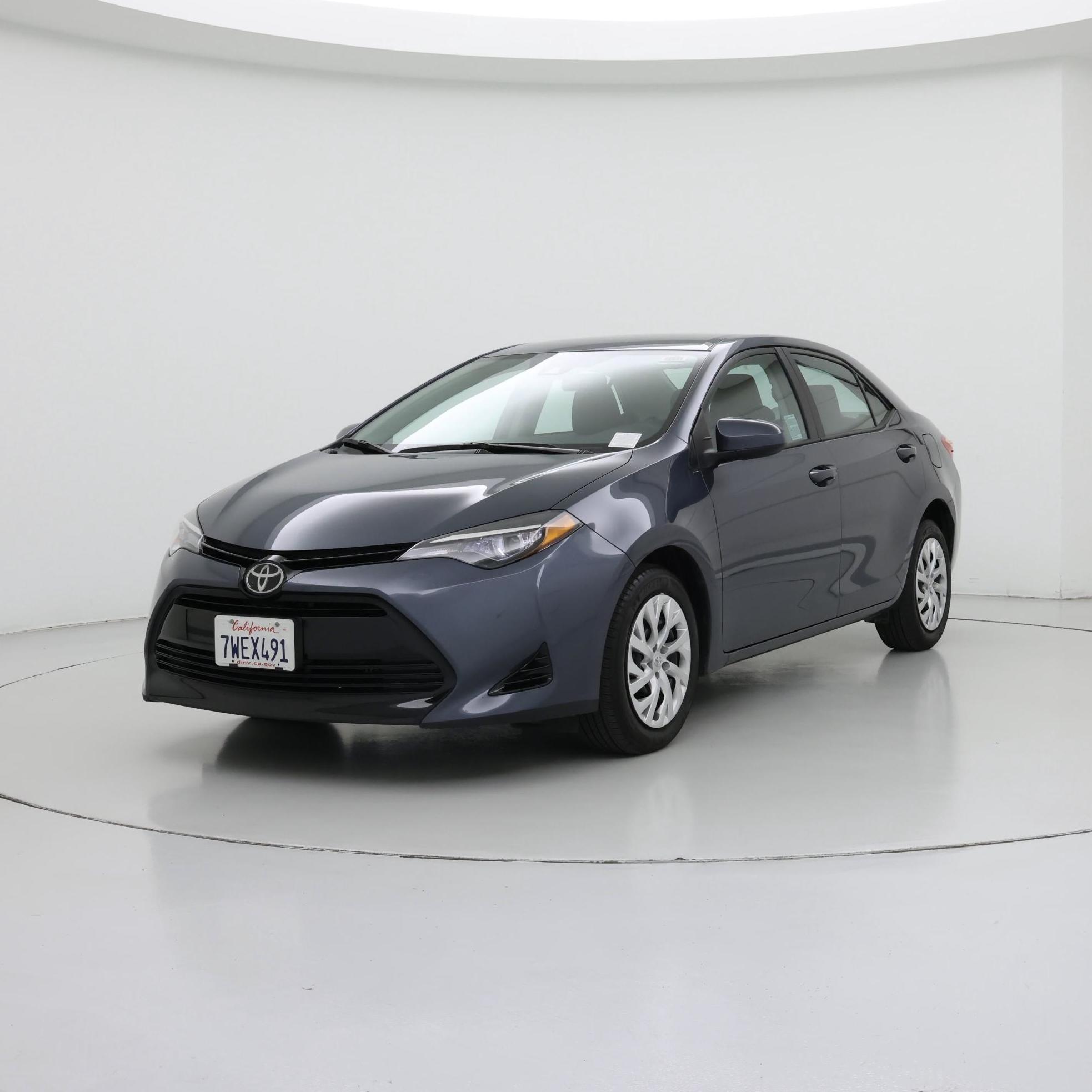 Thumbnail: 2017 Toyota Corolla - 4