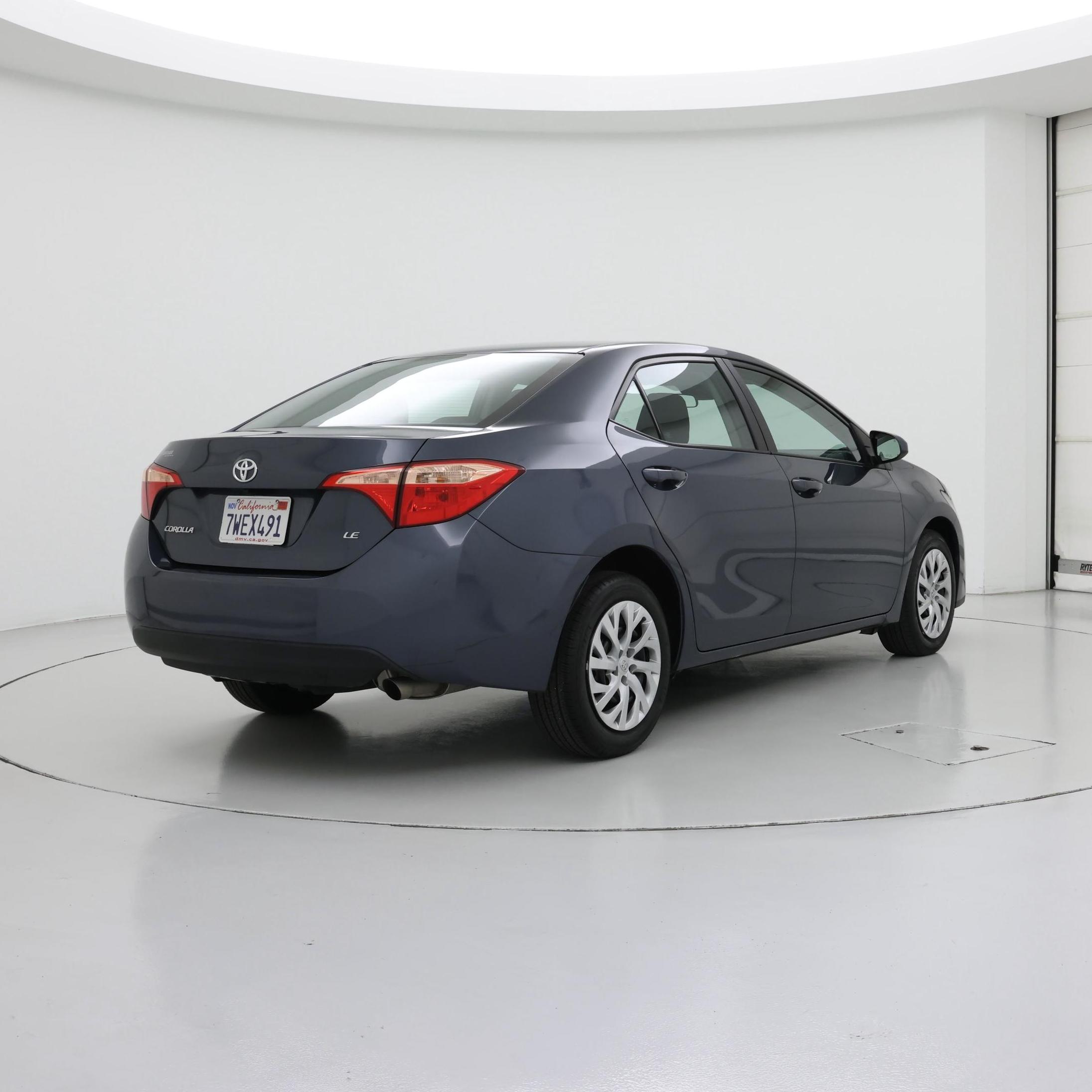 Thumbnail: 2017 Toyota Corolla - 8