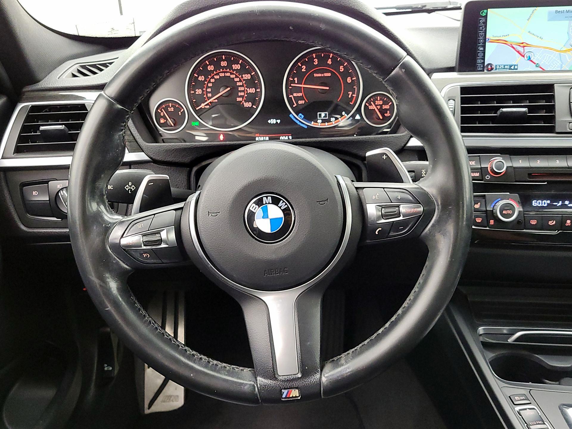 Thumbnail: 2016 BMW 3 Series - 10