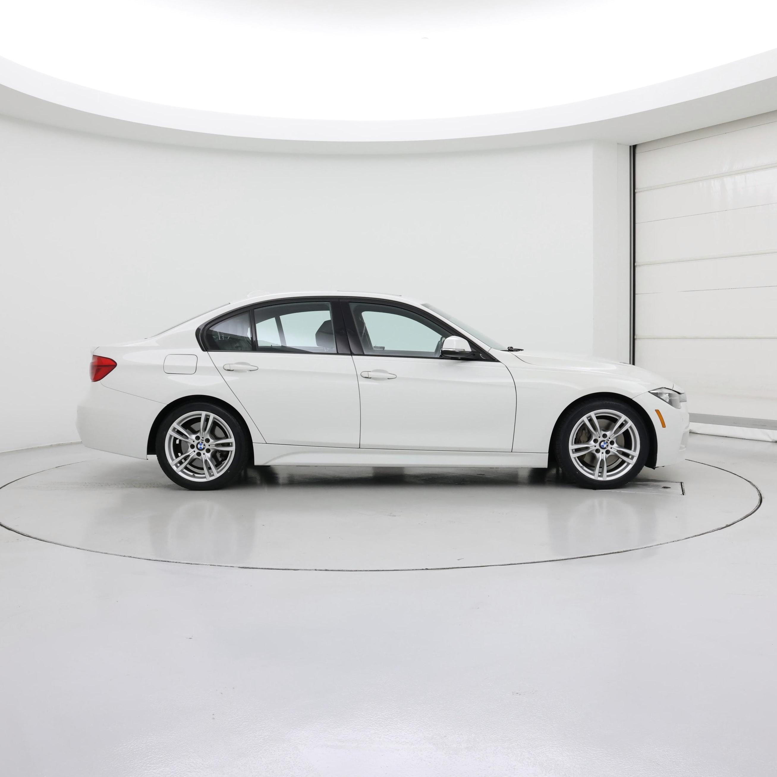 Thumbnail: 2016 BMW 3 Series - 7