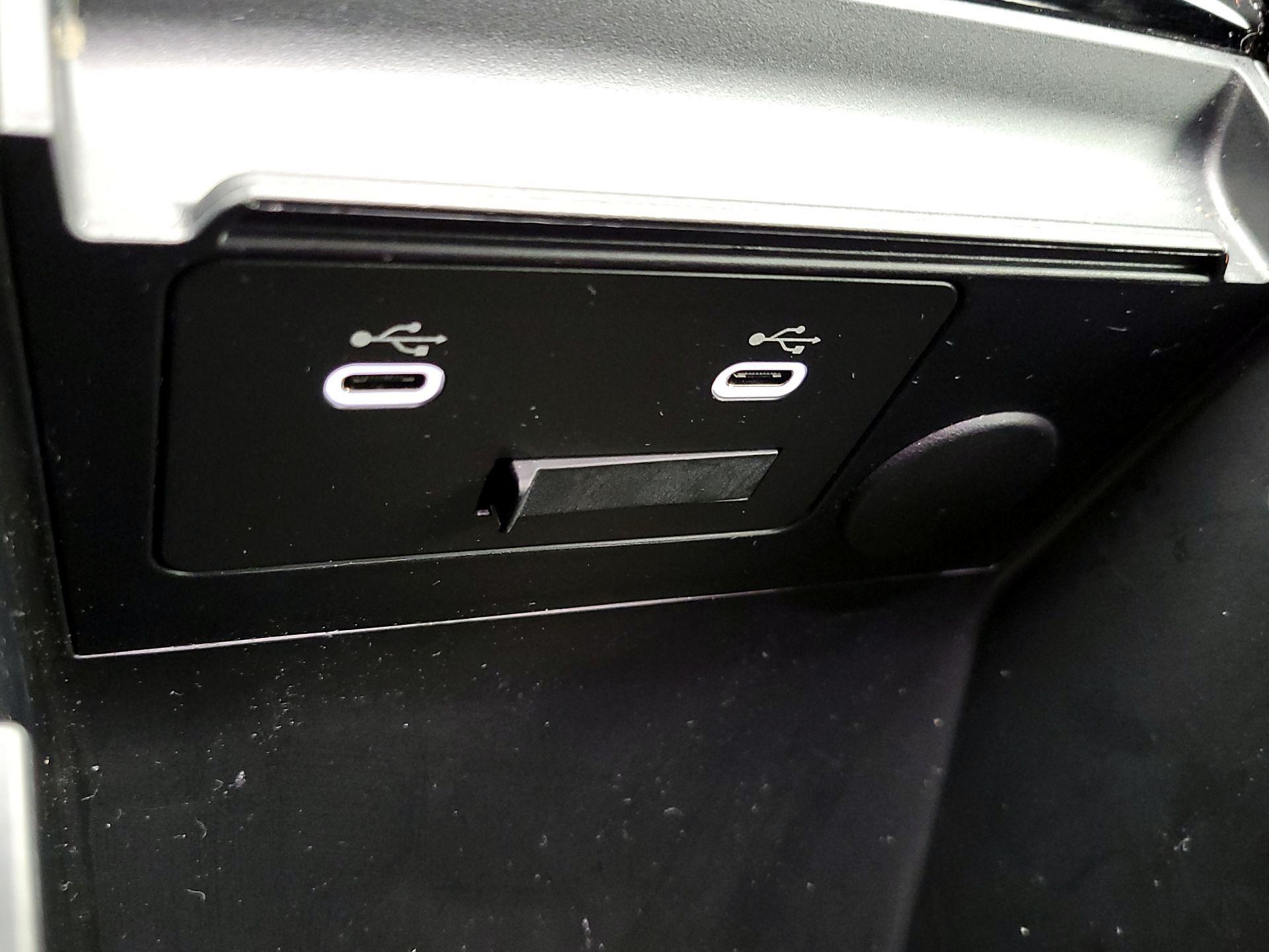 Thumbnail: 2025 Mazda Mazda3 - 18