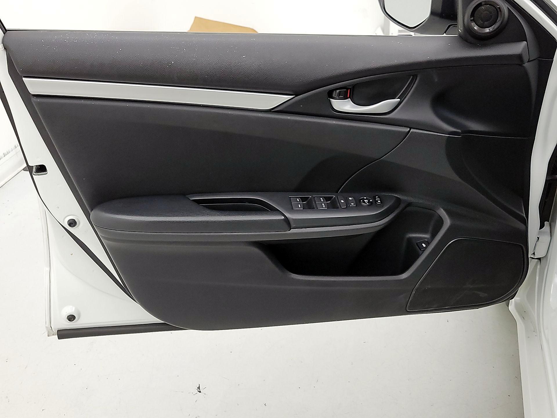 Thumbnail: 2020 Honda Civic - 12