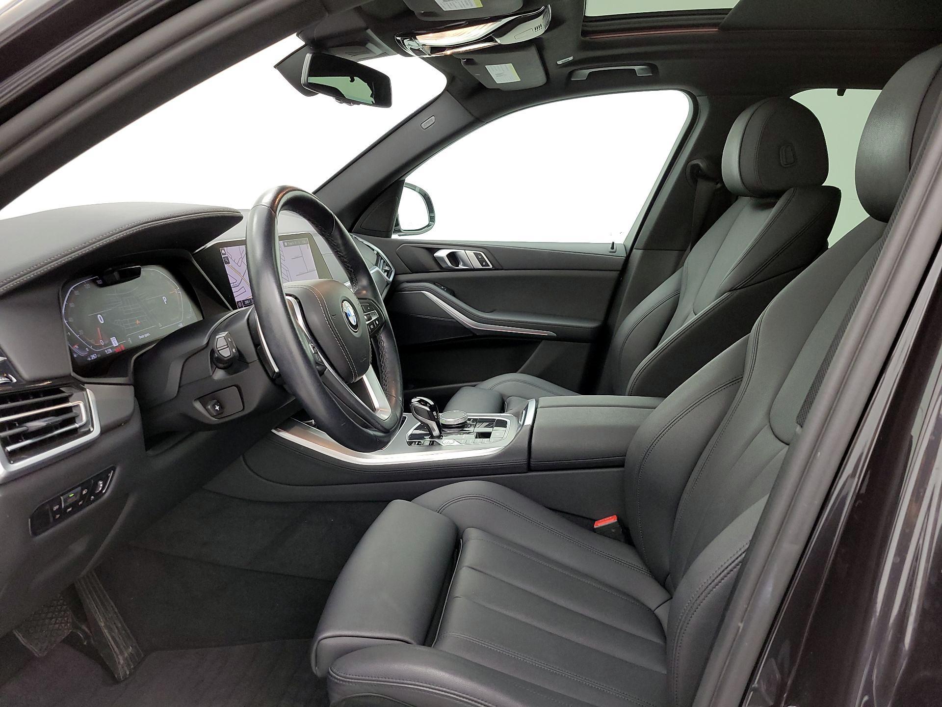 Thumbnail: 2022 BMW X5 - 11