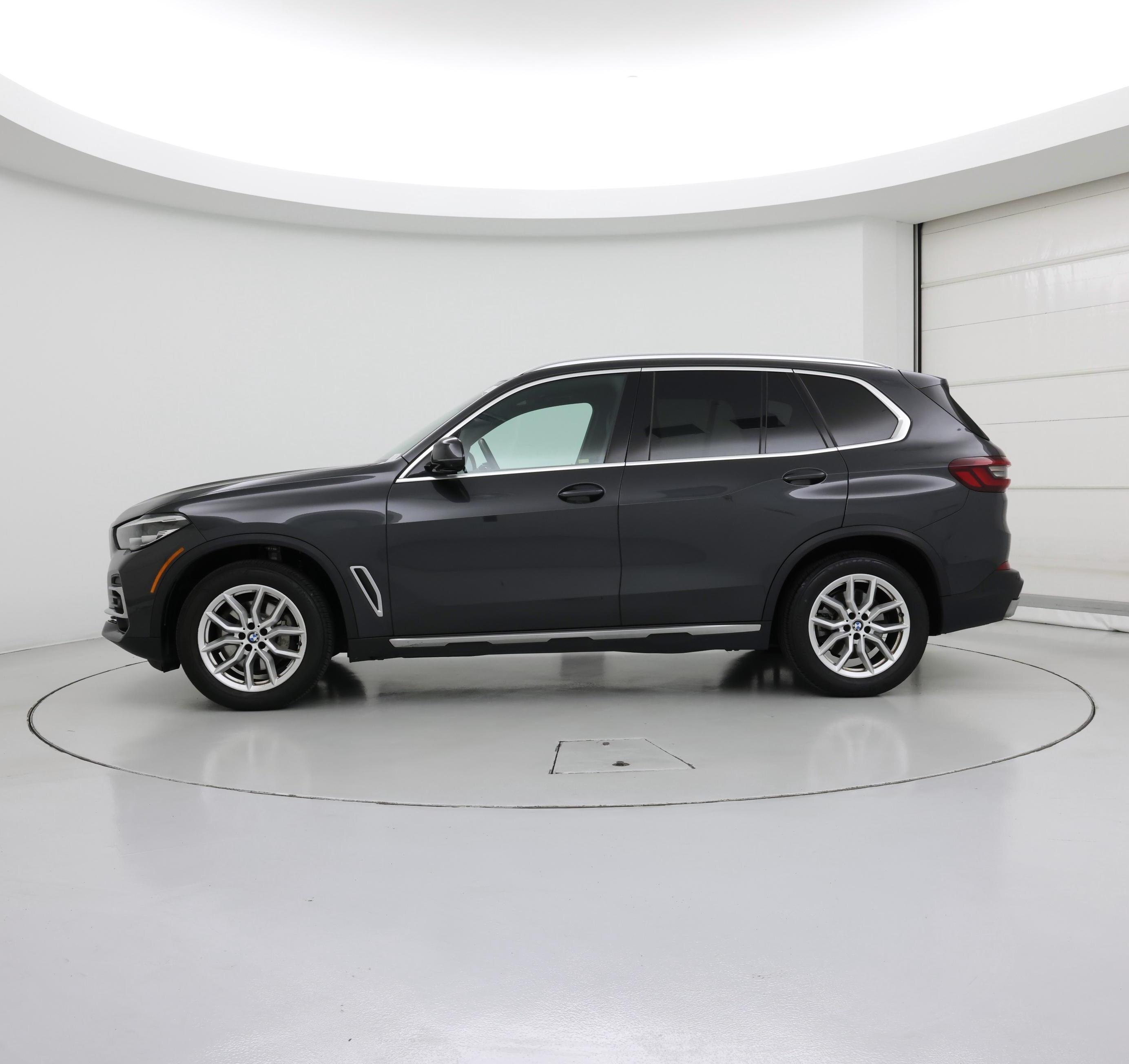 Thumbnail: 2022 BMW X5 - 3
