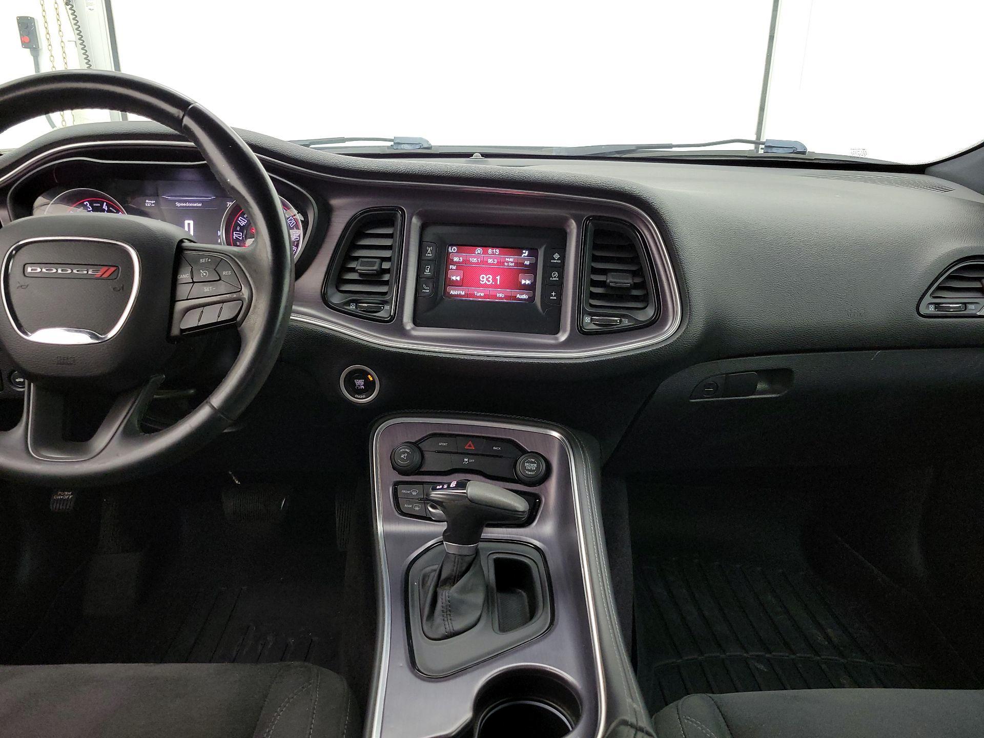 Thumbnail: 2016 Dodge Challenger - 9